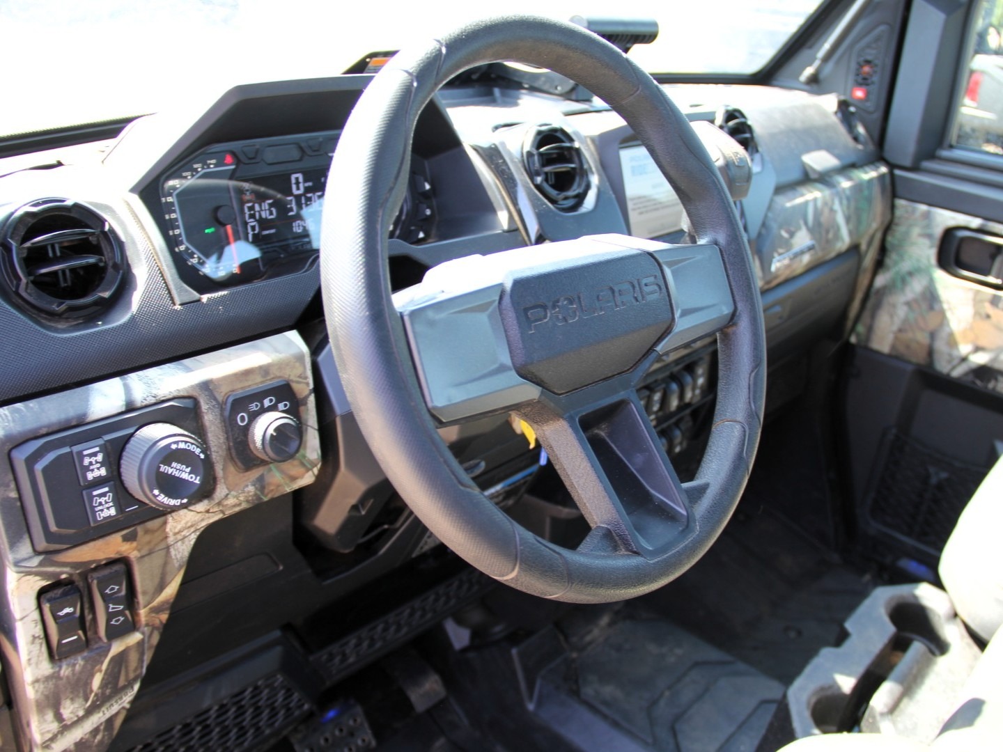 2025 Polaris Ranger Crew XD 1500 Northstar Edition Ultimate 6