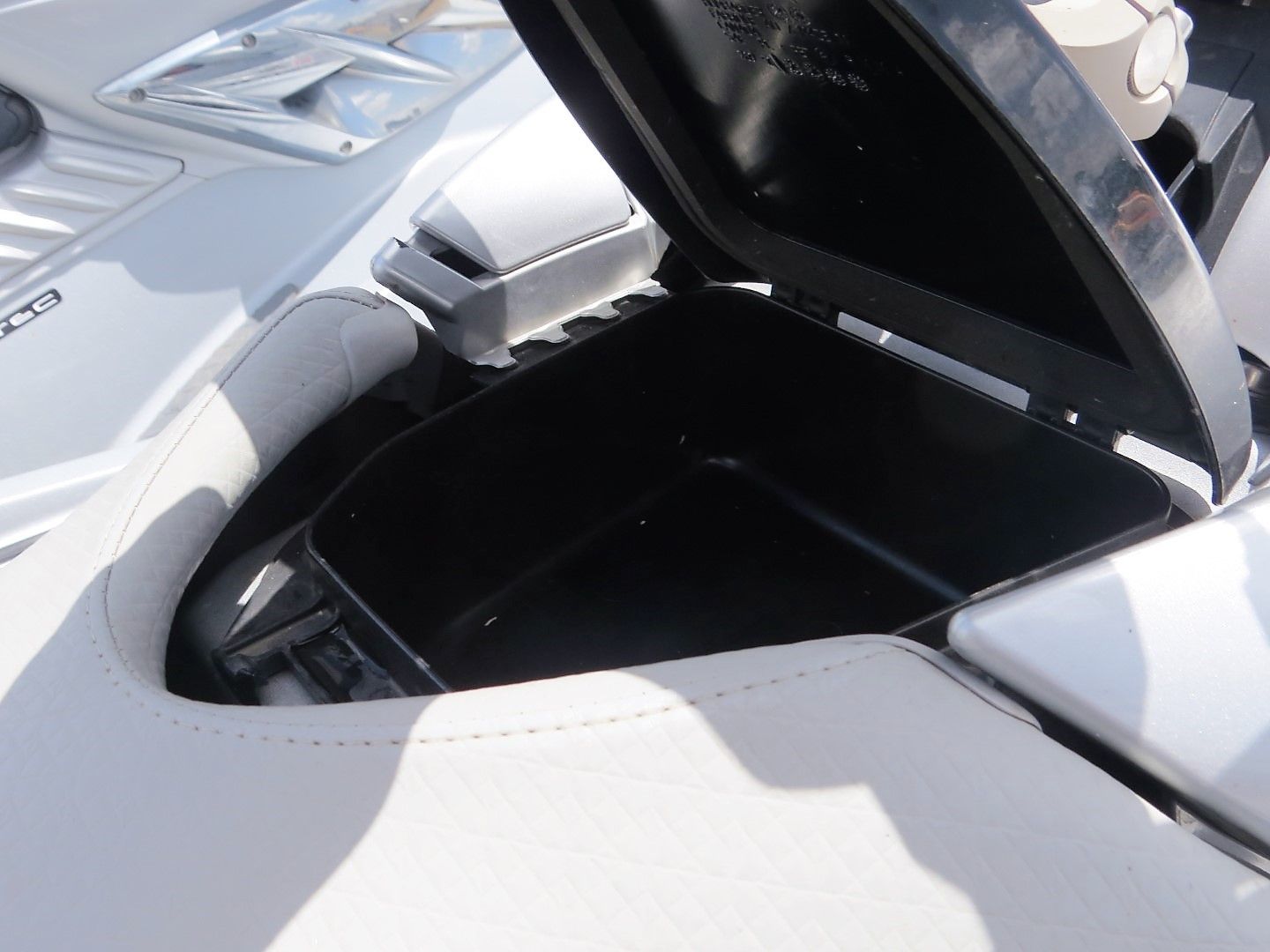 2008 Sea-Doo RXP-X 11