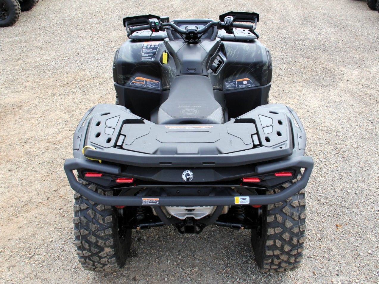 2026 Can-Am™ Outlander Backcountry 1000R 9