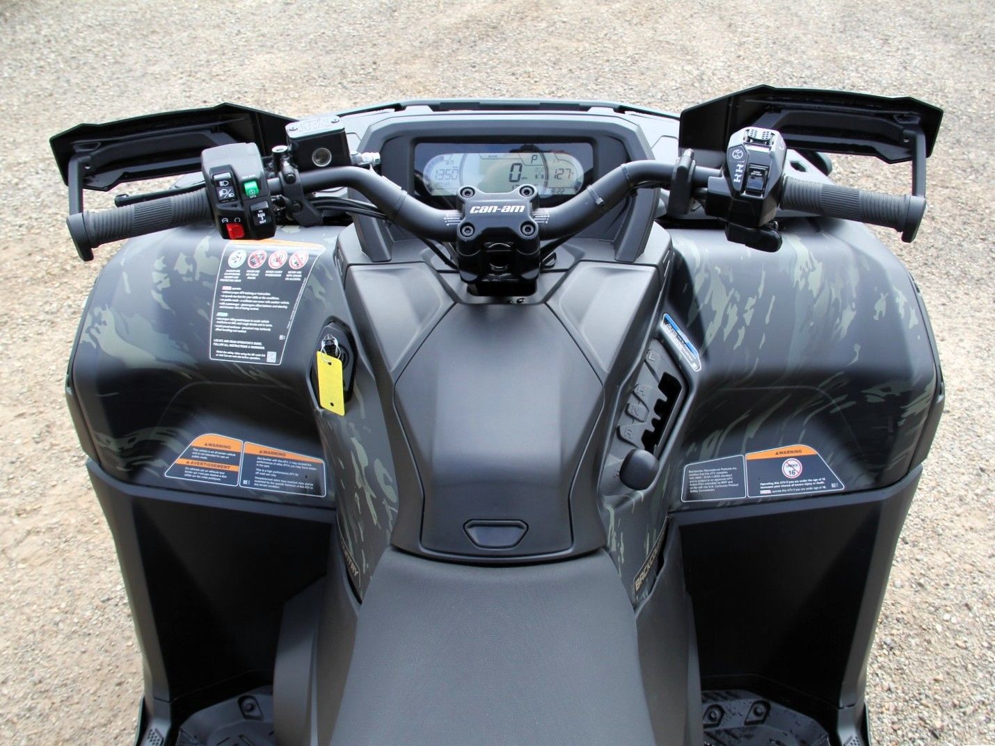 2026 Can-Am™ Outlander Backcountry 1000R 10