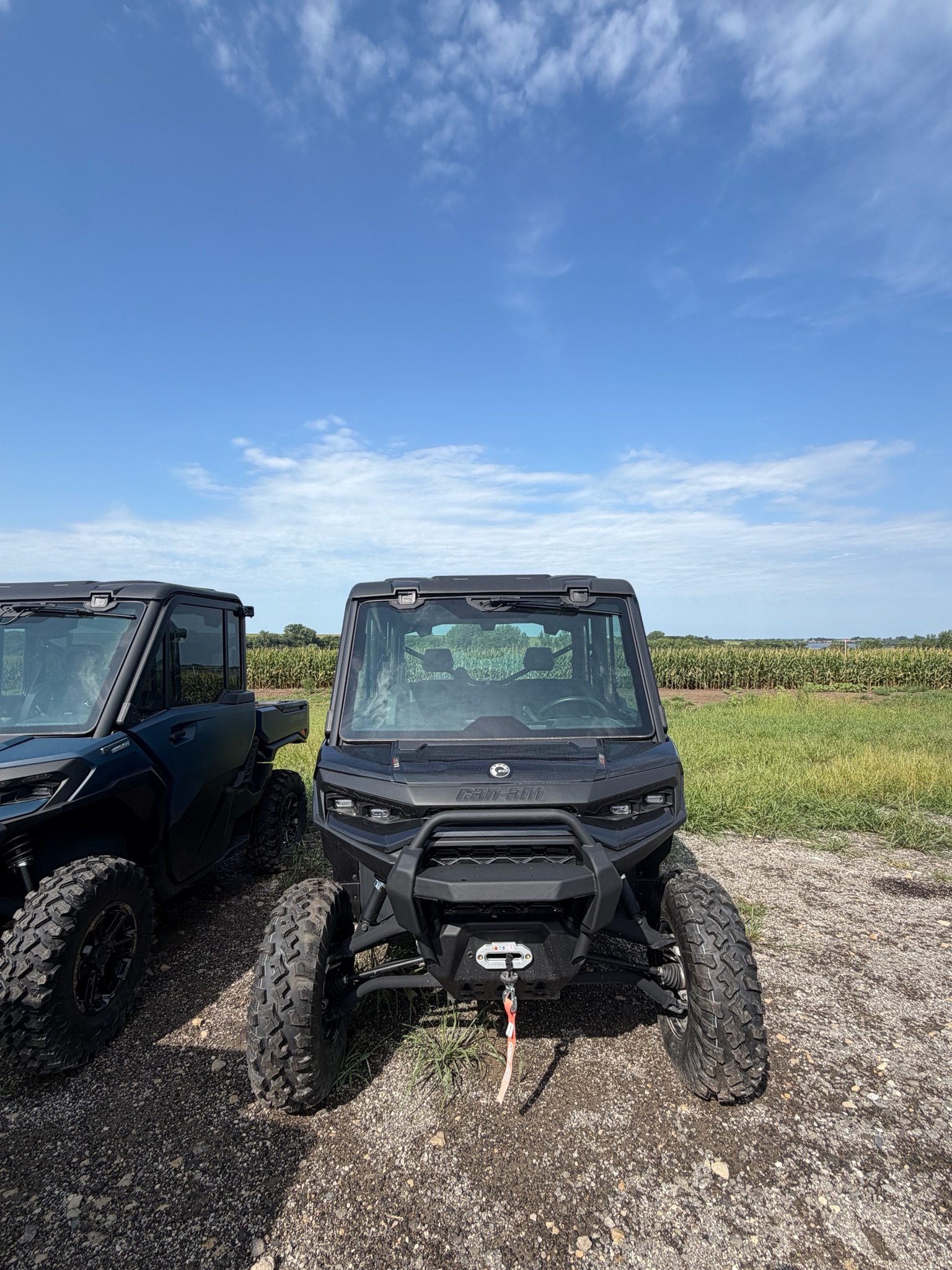 2026 Can-Am™ Defender MAX XT CAB HD11 with 10.25 in. touchscree 1