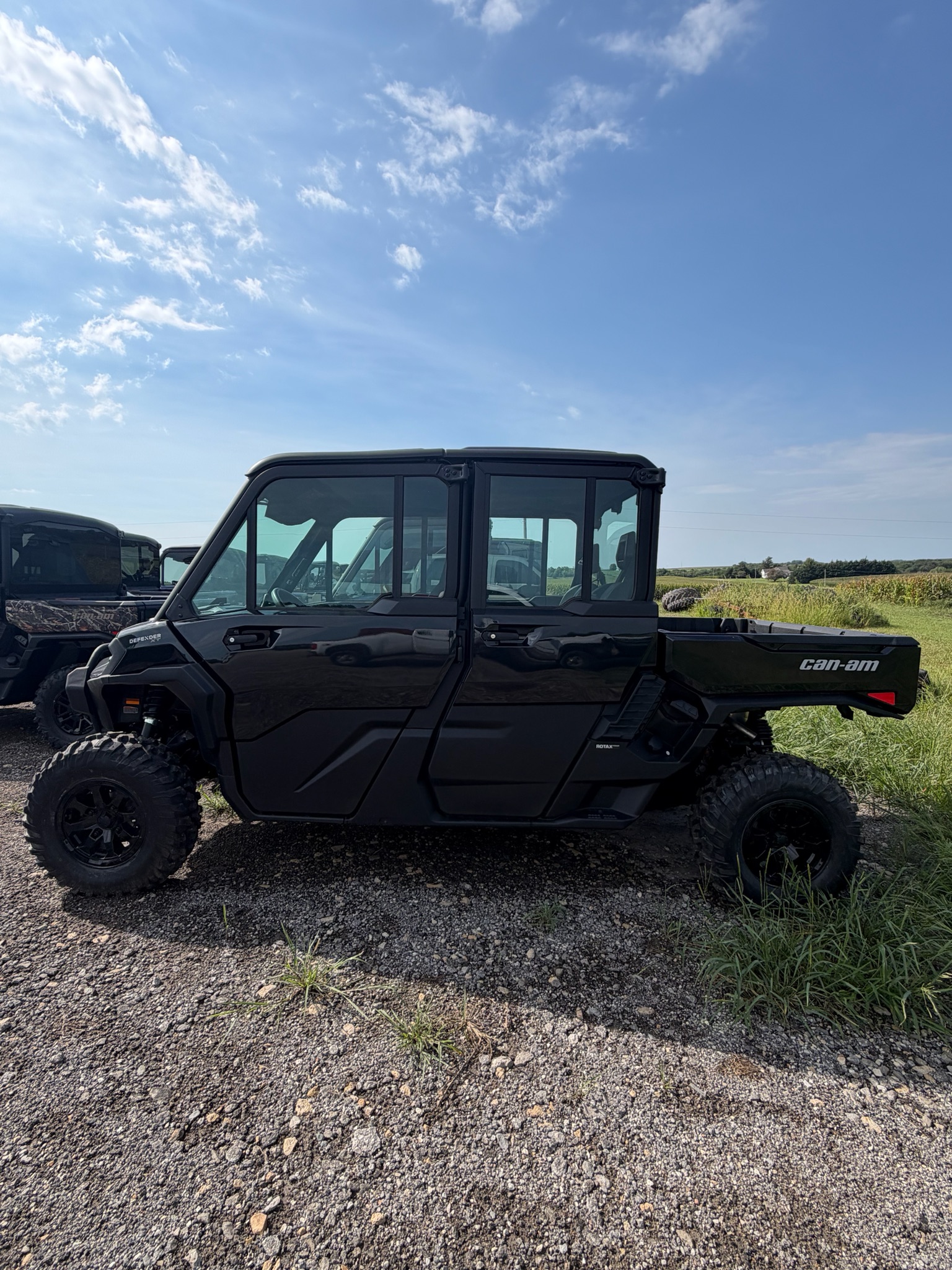 2026 Can-Am™ Defender MAX XT CAB HD11 with 10.25 in. touchscree 4