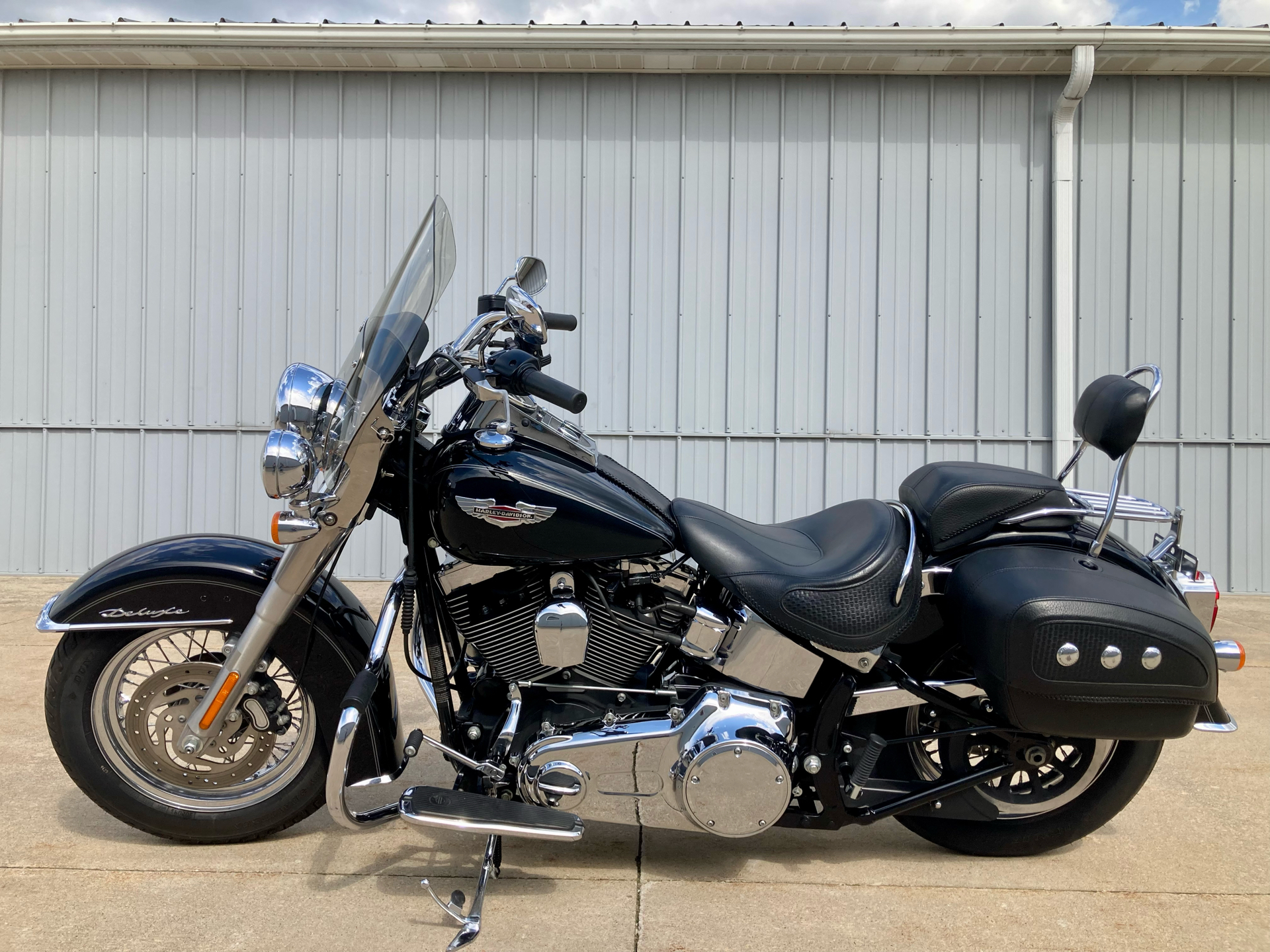 2010 Harley-Davidson Softail® Deluxe 2