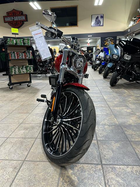 New 2025 Harley-Davidson Breakout®, Michigan Center MI Specs