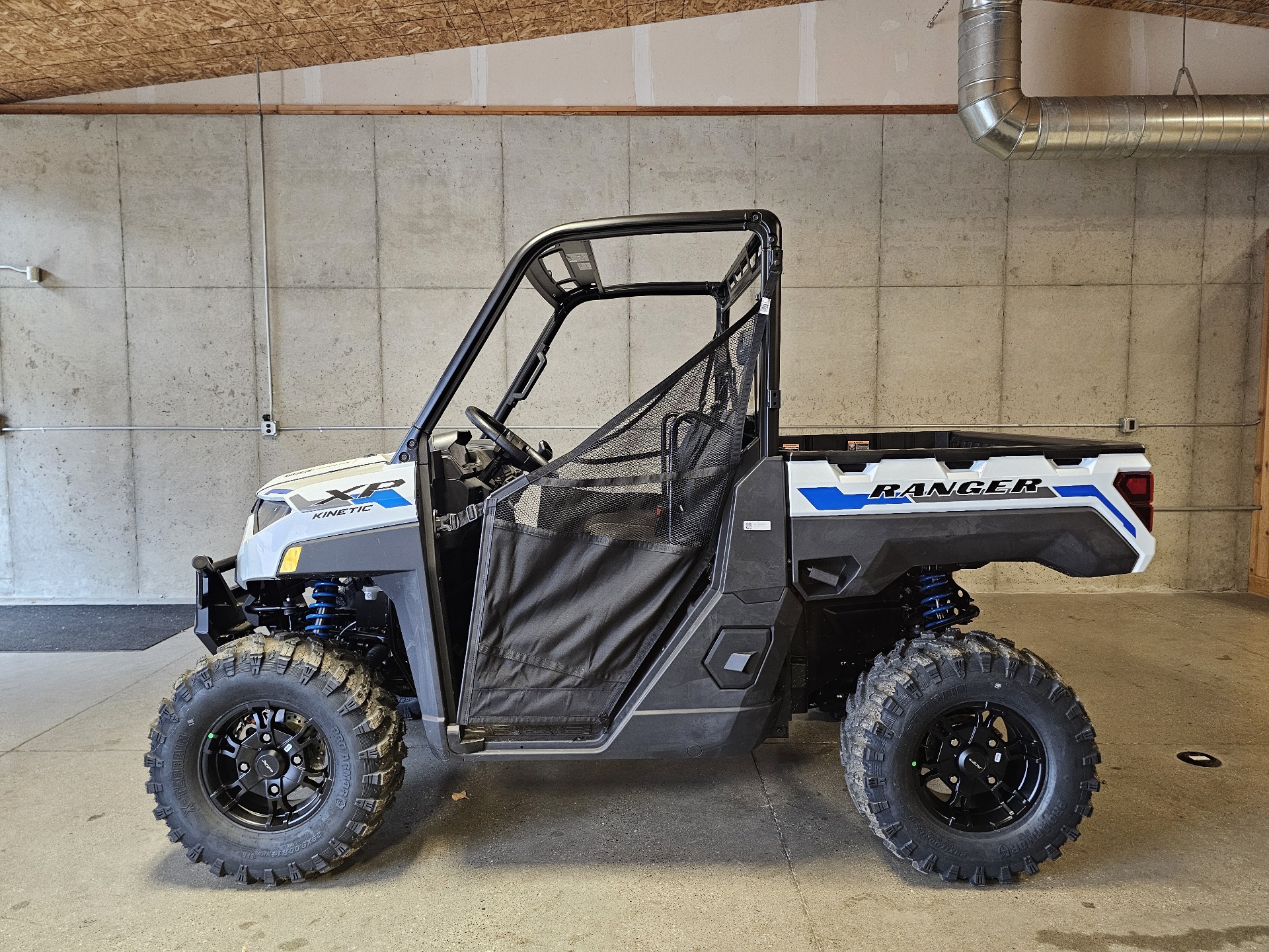 New 2024 Polaris Ranger XP Kinetic Premium, Cement City MI | Specs
