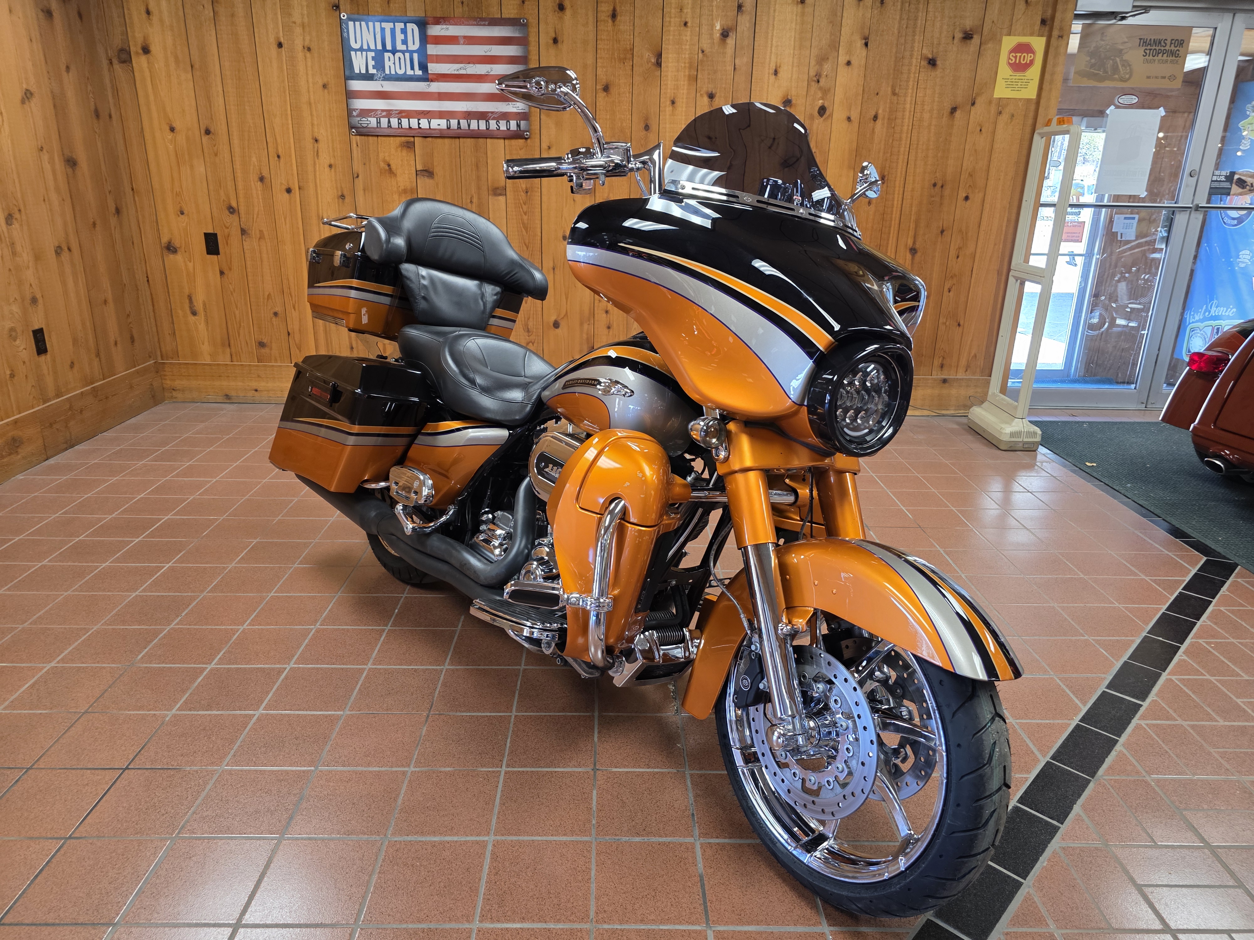 Davidson Cvo Street Glide Harley 110 Engine Used 2011 Harley