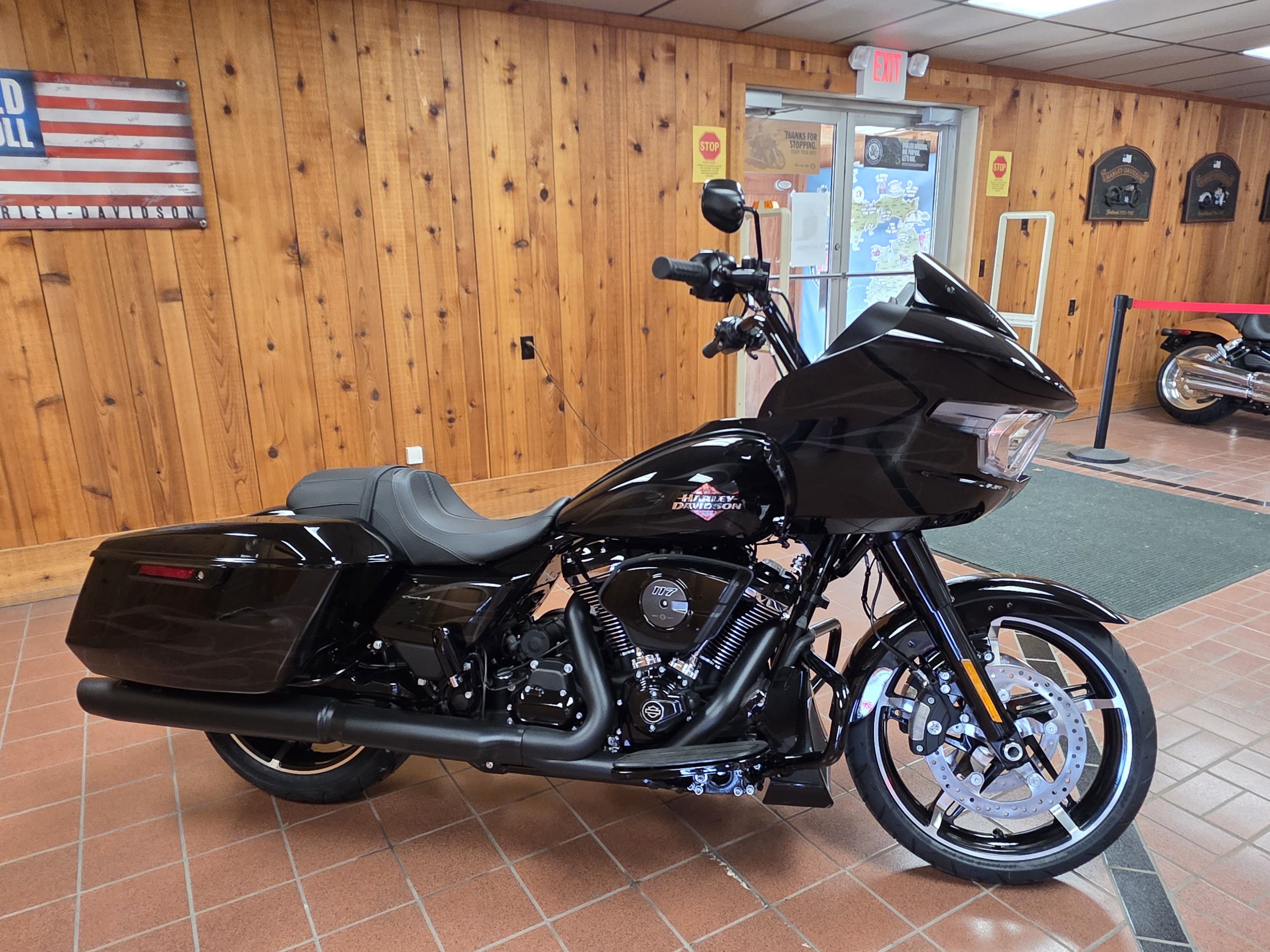 New 2025 Harley-Davidson Road Glide®, Michigan Center MI | Specs