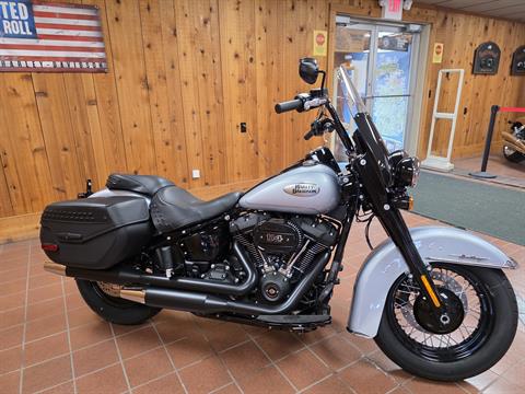 New 2024 Harley-Davidson Heritage Classic 114 Motorcycle - Specs