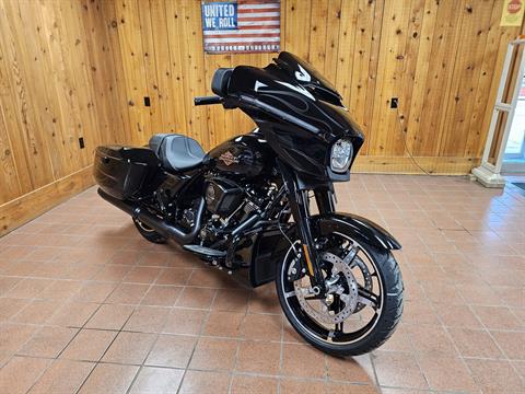 Harley-Davidson レディーM値下げ New 2025 Harley-Davidson Road Glide® Motorcycle - Specs