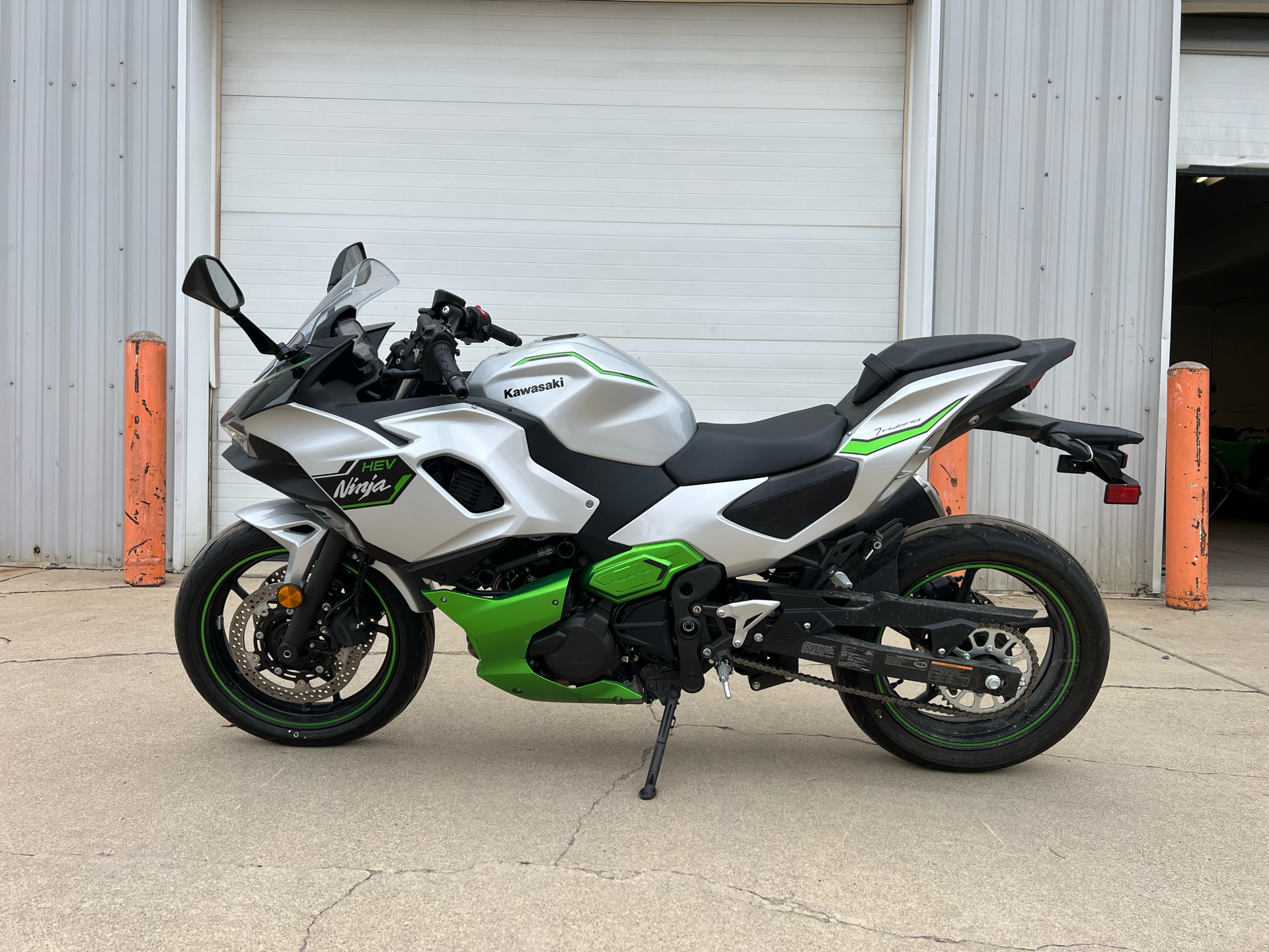 Used 2024 Kawasaki Ninja 7 Hybrid ABS, Michigan Center MI | Specs