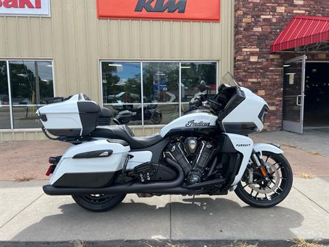 2025 Indian Pursuit Dark Horse with Powerband Audio Package