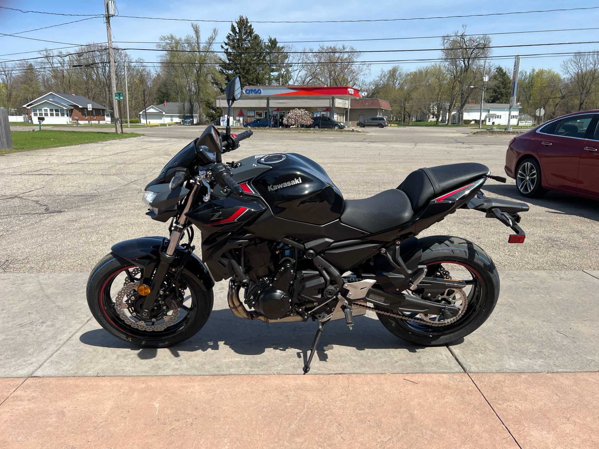 ミミ　ブラック New 2025 Kawasaki Z650, Michigan Center MI | Specs, Price