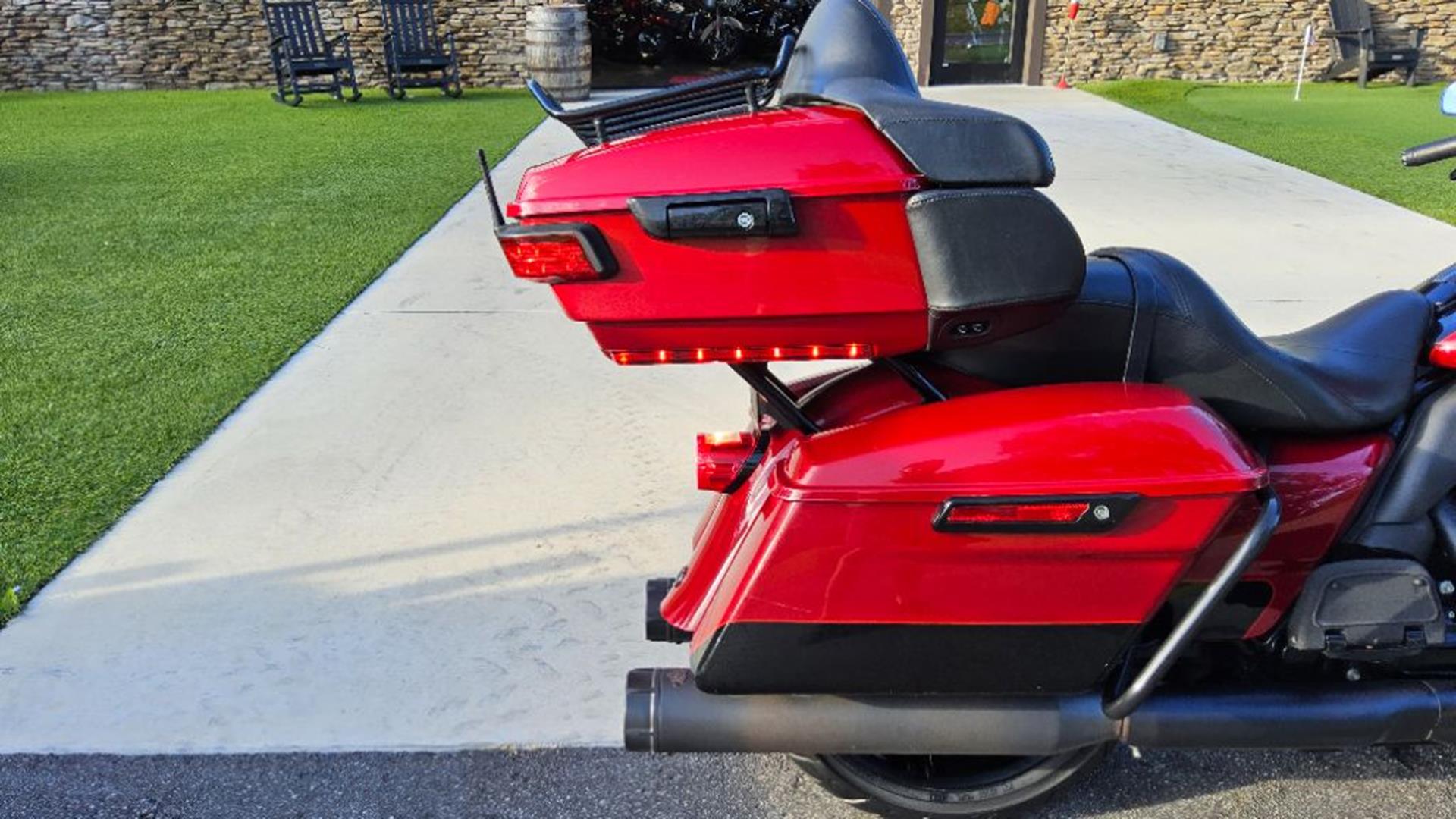 2021 Harley-Davidson Ultra Limited 3
