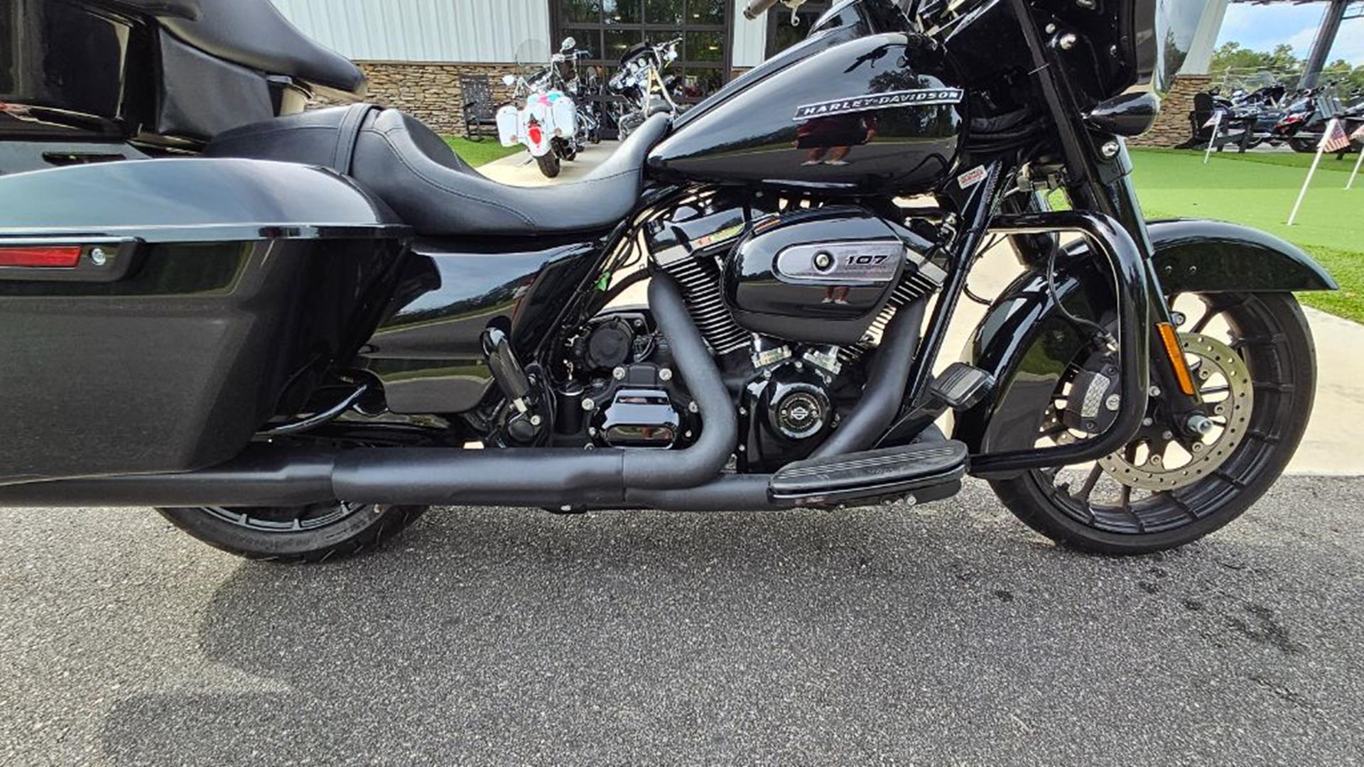 2018 Harley-Davidson Street Glide® Special 4