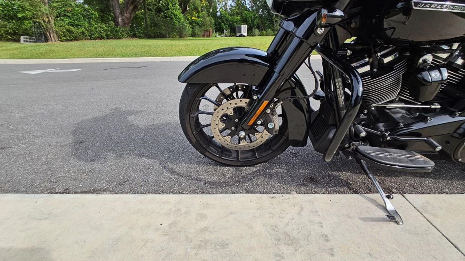 2018 Harley-Davidson Street Glide® Special 7