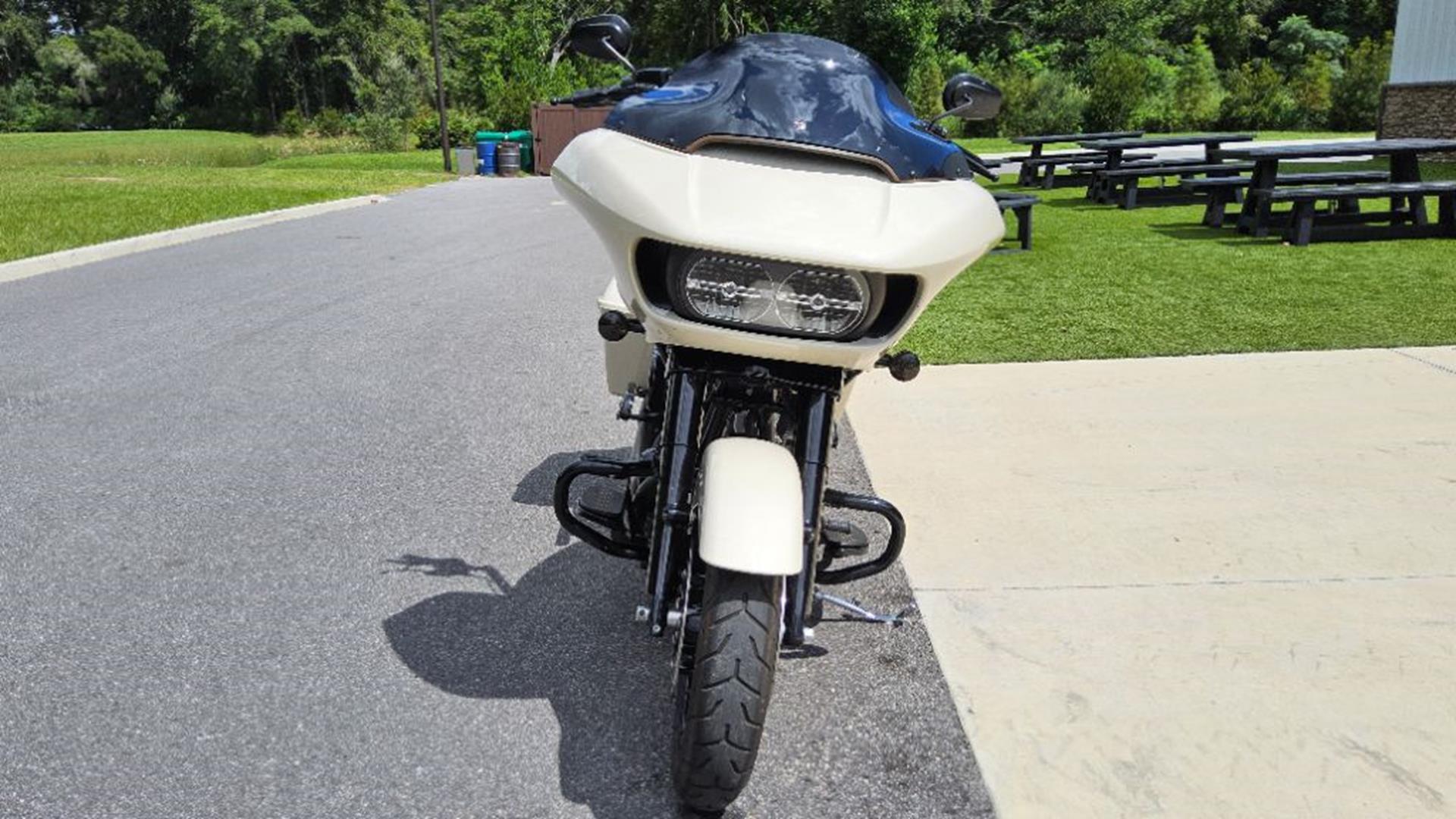 2022 Harley-Davidson Road Glide® Special 6