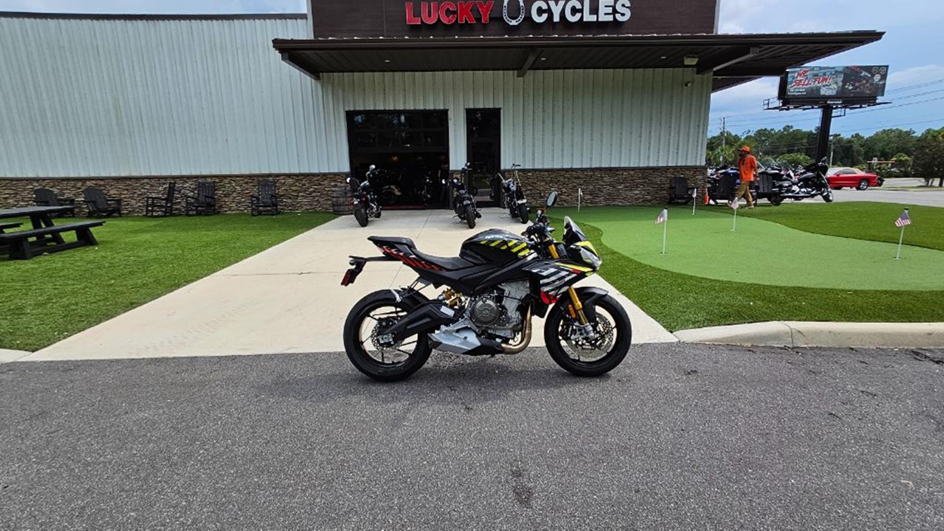 2027 Aprilia Tuono 660 Factory 2