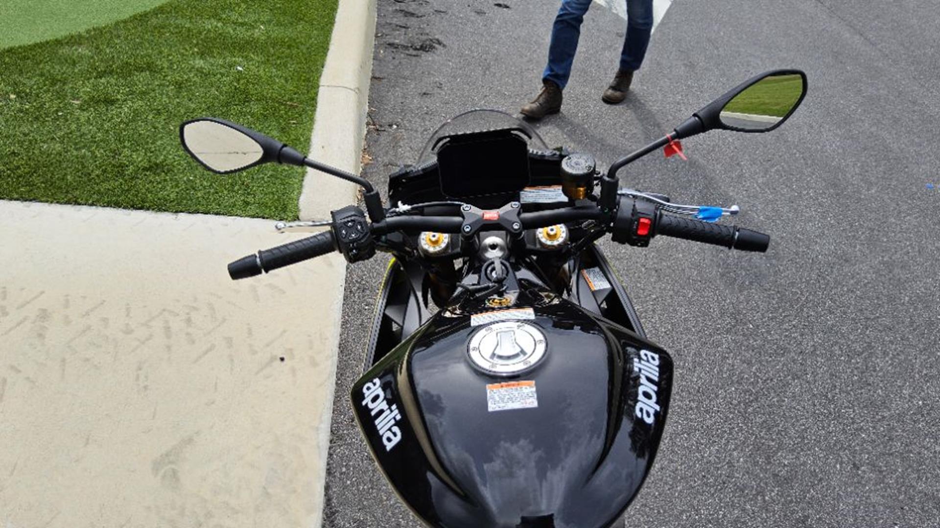 2027 Aprilia Tuono 660 Factory 11