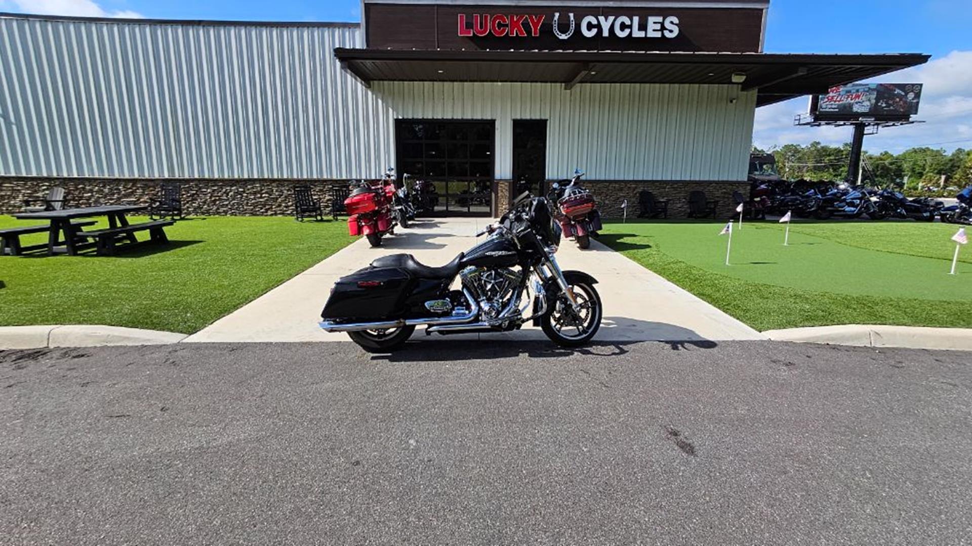2015 Harley-Davidson Street Glide® 2