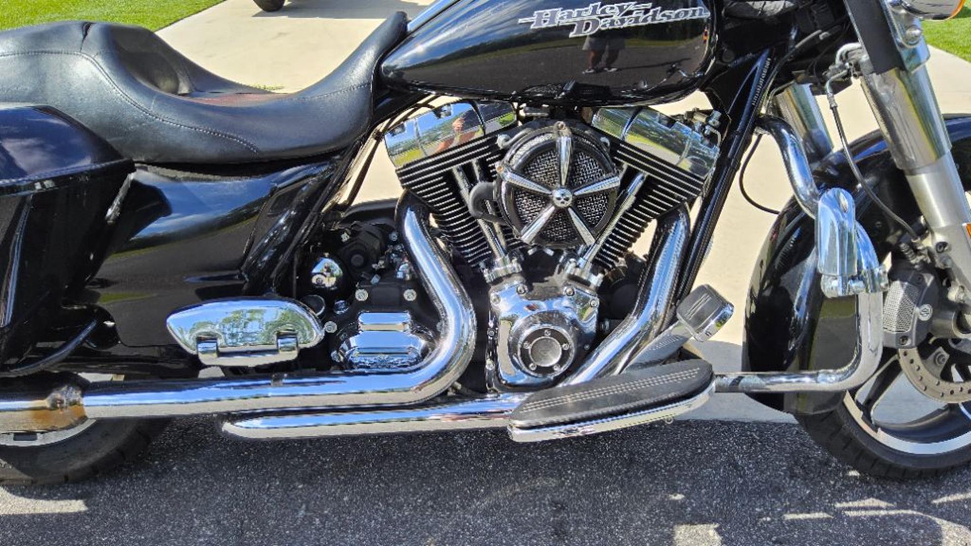 2015 Harley-Davidson Street Glide® 4
