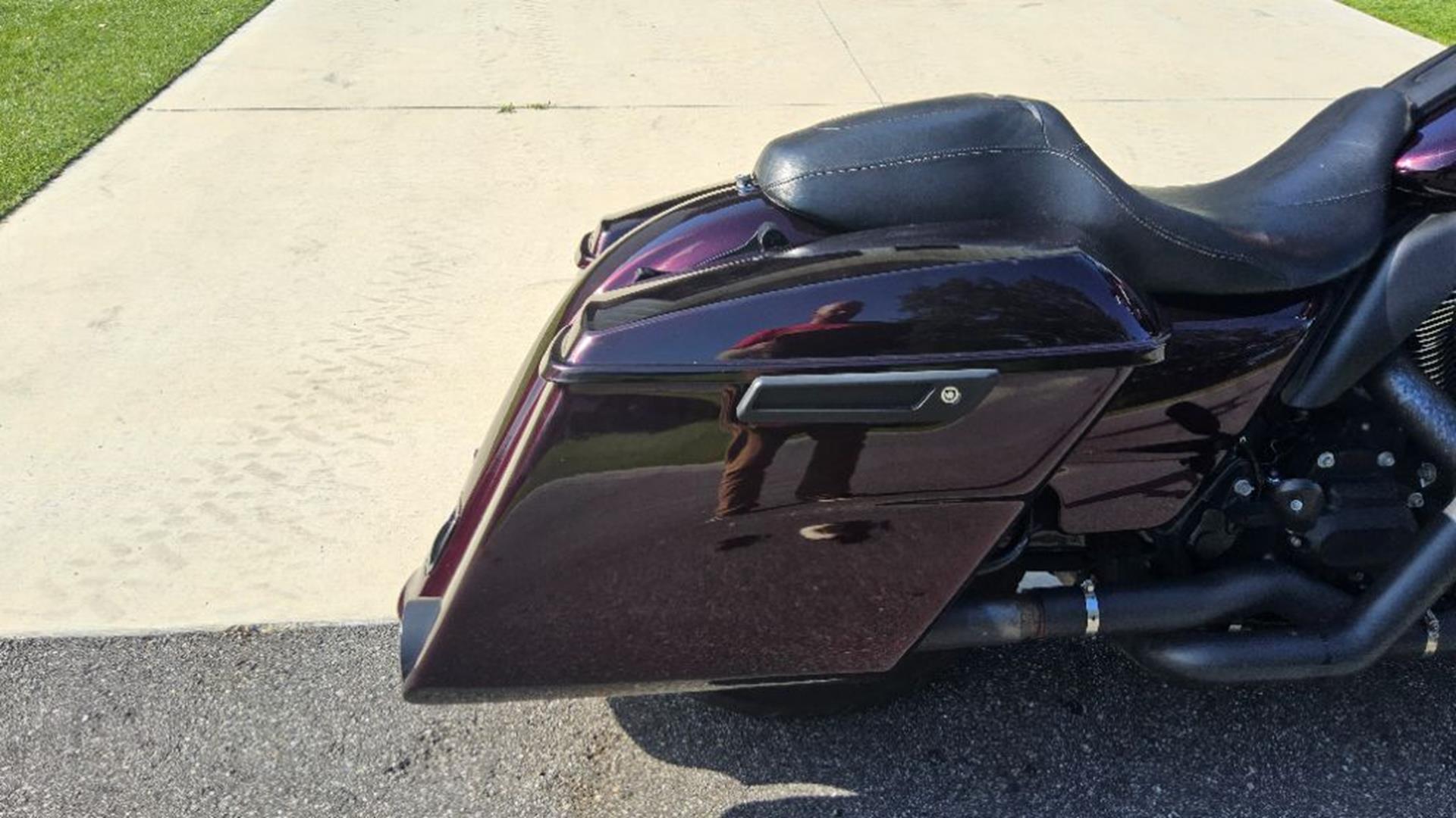 2014 Harley-Davidson Street Glide® Special 3