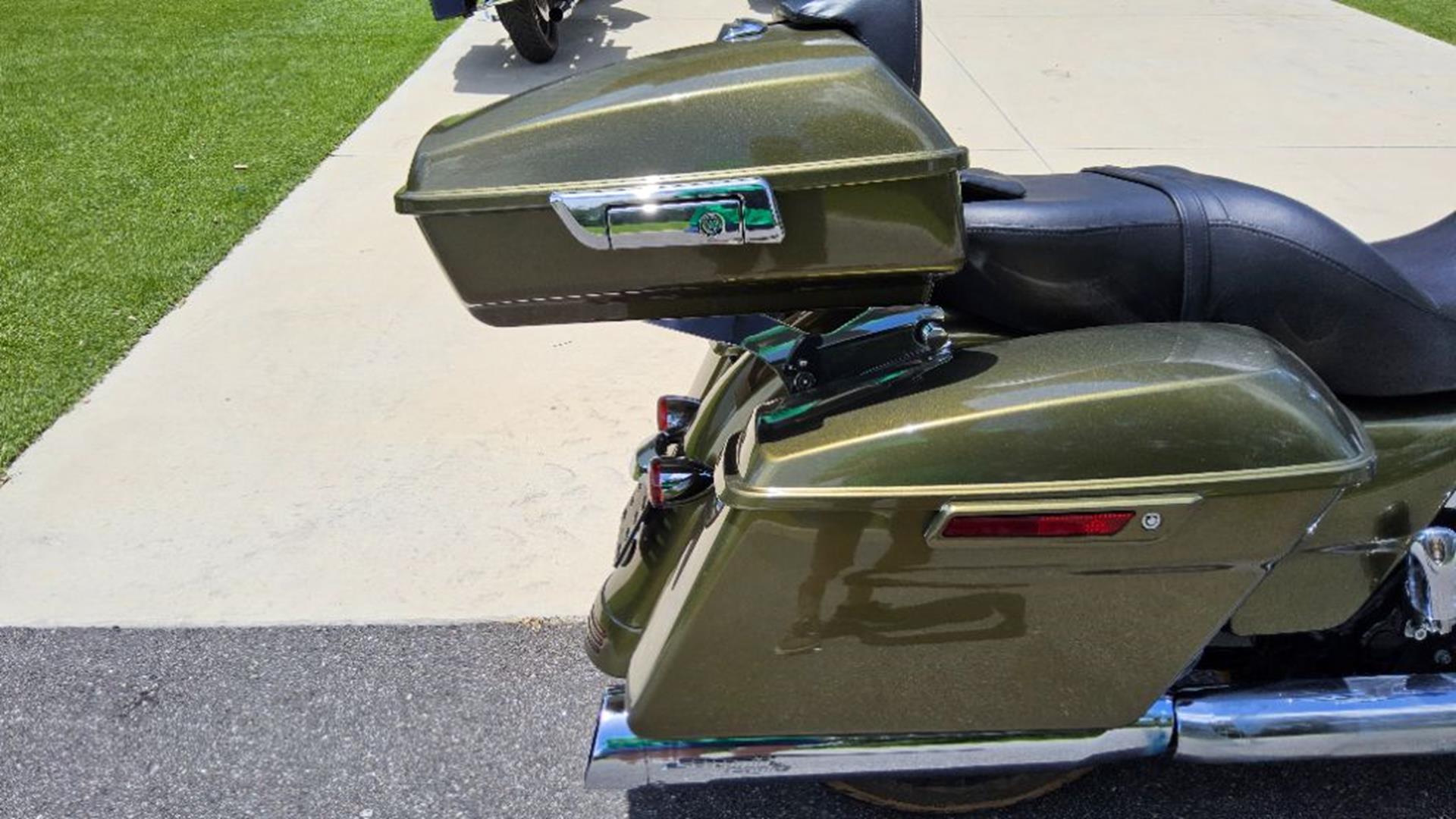 2017 Harley-Davidson Road Glide® Special 3