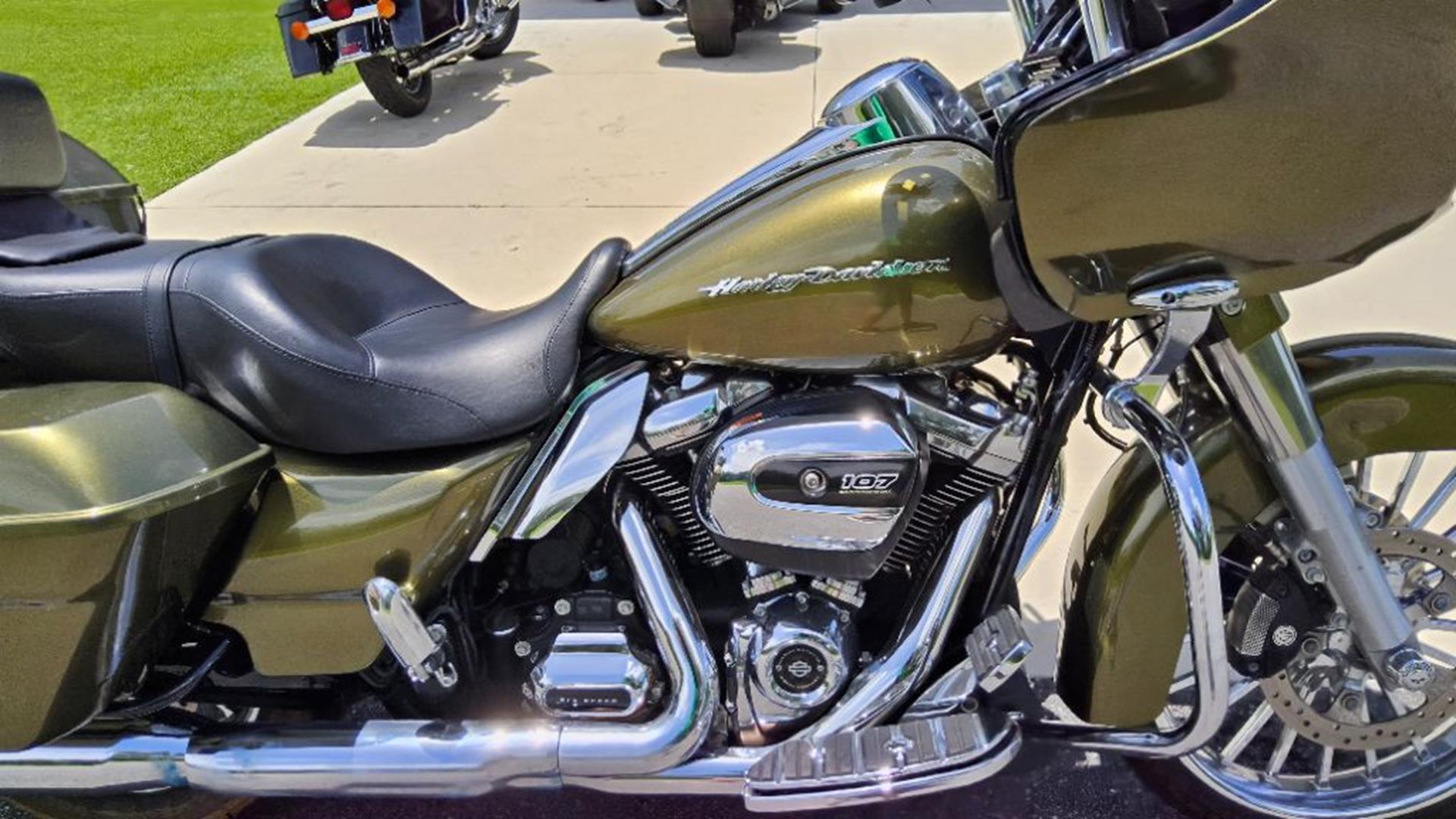 2017 Harley-Davidson Road Glide® Special 4