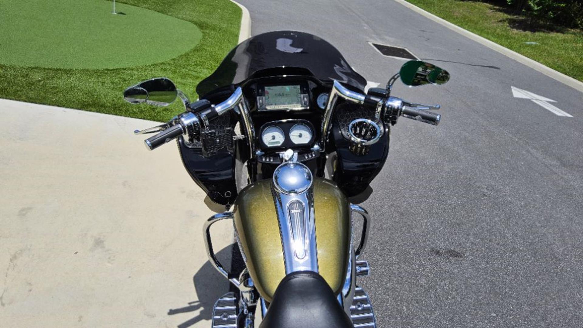 2017 Harley-Davidson Road Glide® Special 11
