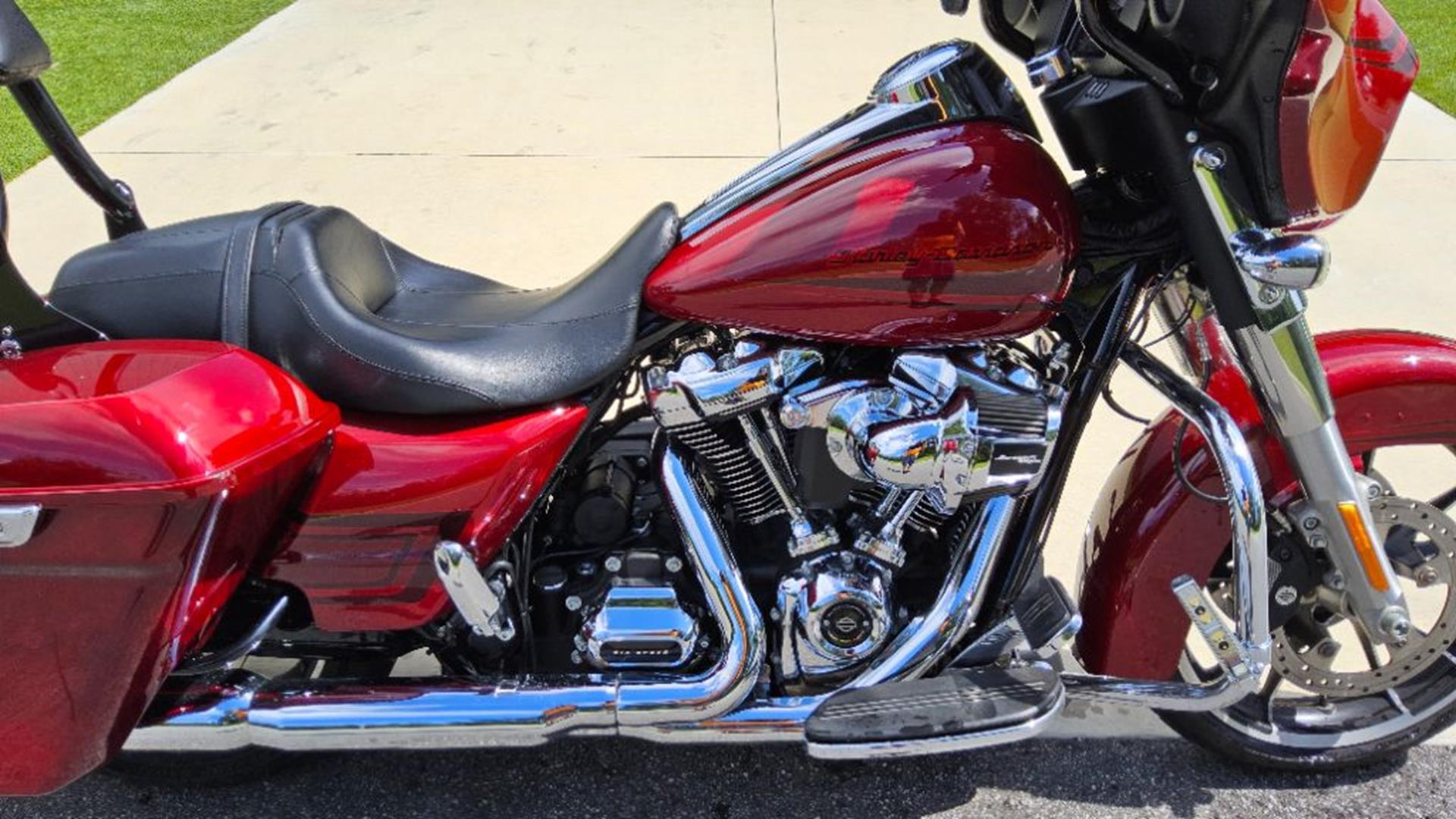 2020 Harley-Davidson Street Glide® 4