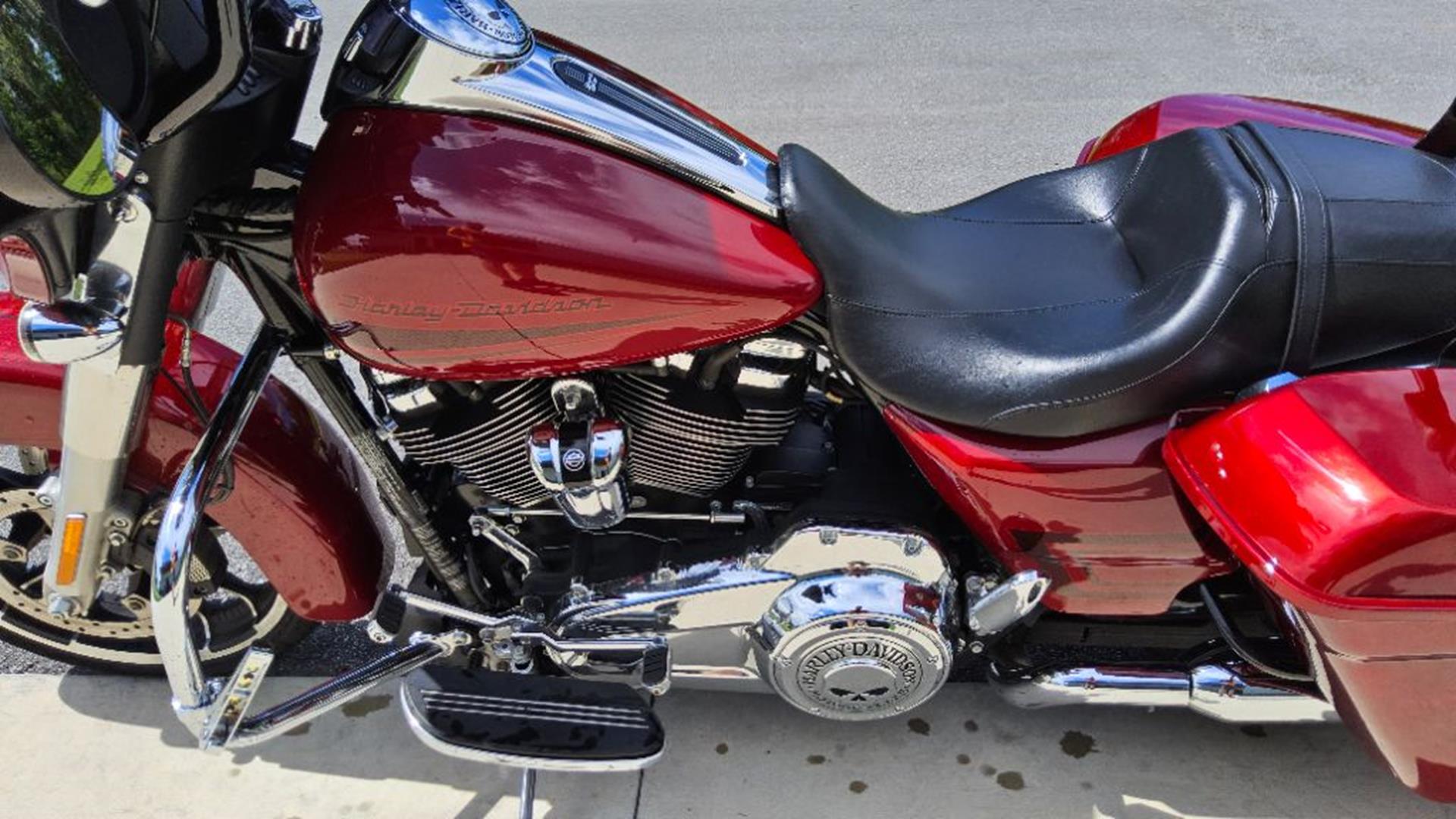 2020 Harley-Davidson Street Glide® 8