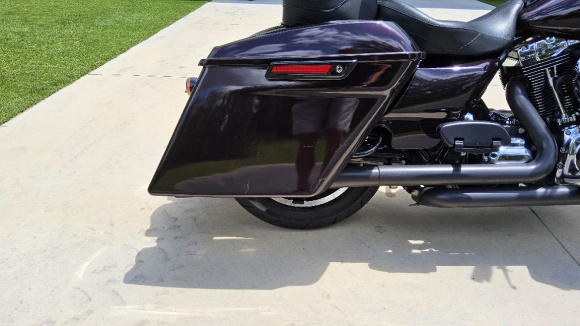 2016 Harley-Davidson Street Glide® Special 3