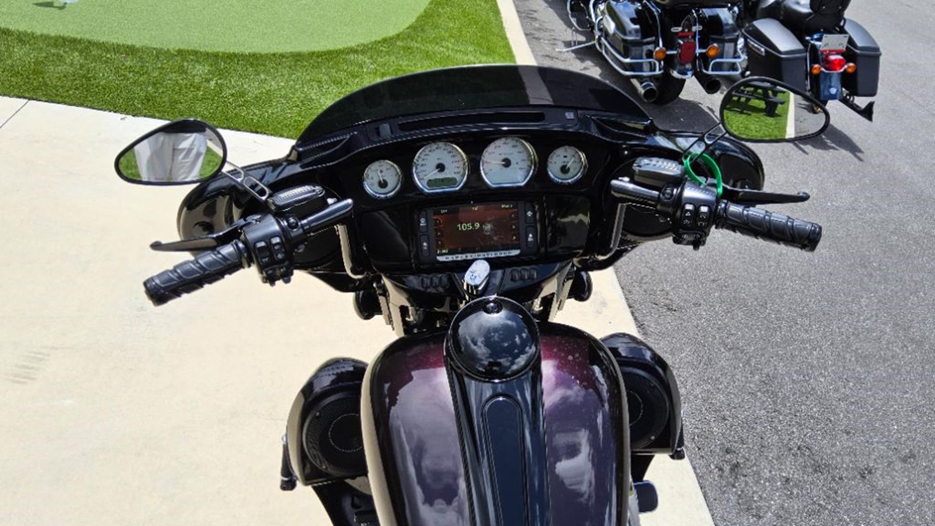 2016 Harley-Davidson Street Glide® Special 12