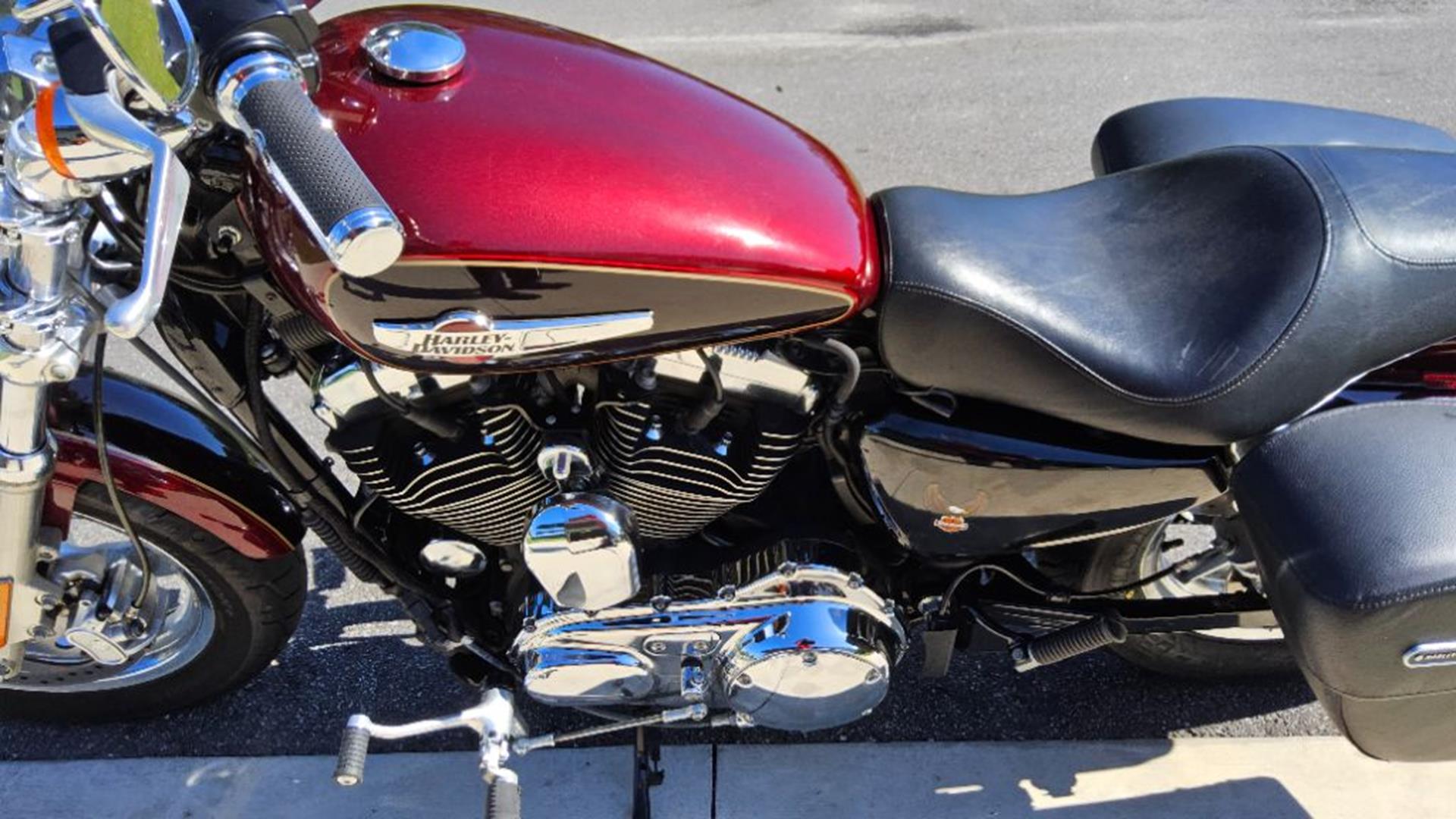 2015 Harley-Davidson 1200 Custom 8