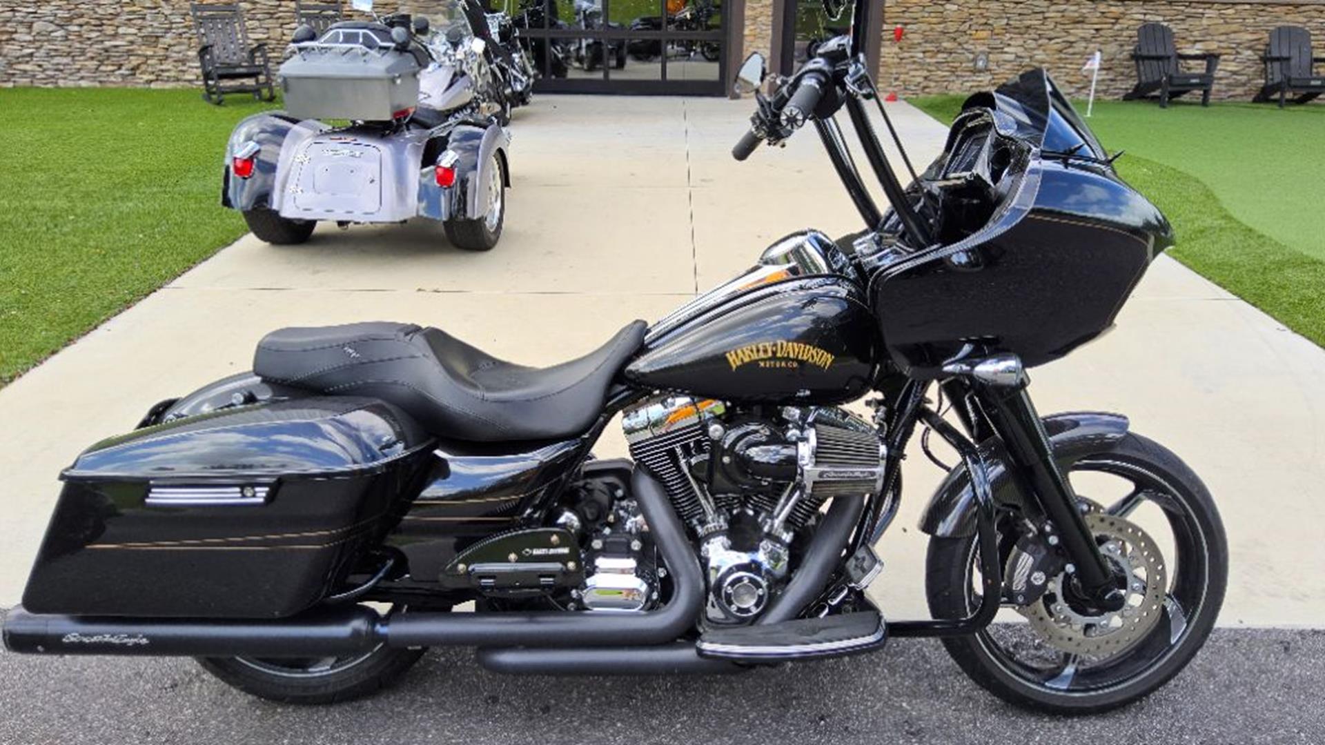 2016 Harley-Davidson Road Glide® Special 1