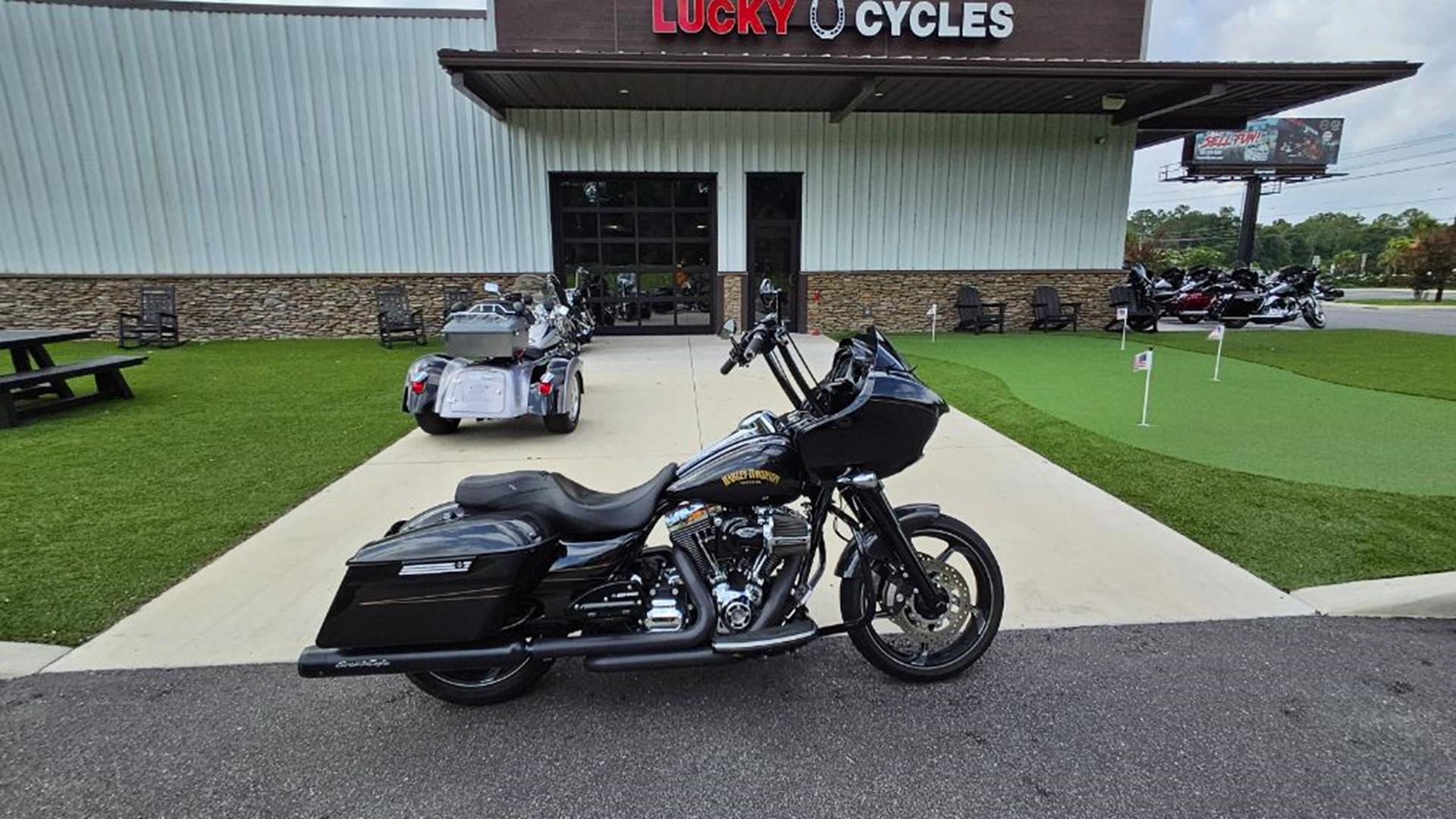 2016 Harley-Davidson Road Glide® Special 2