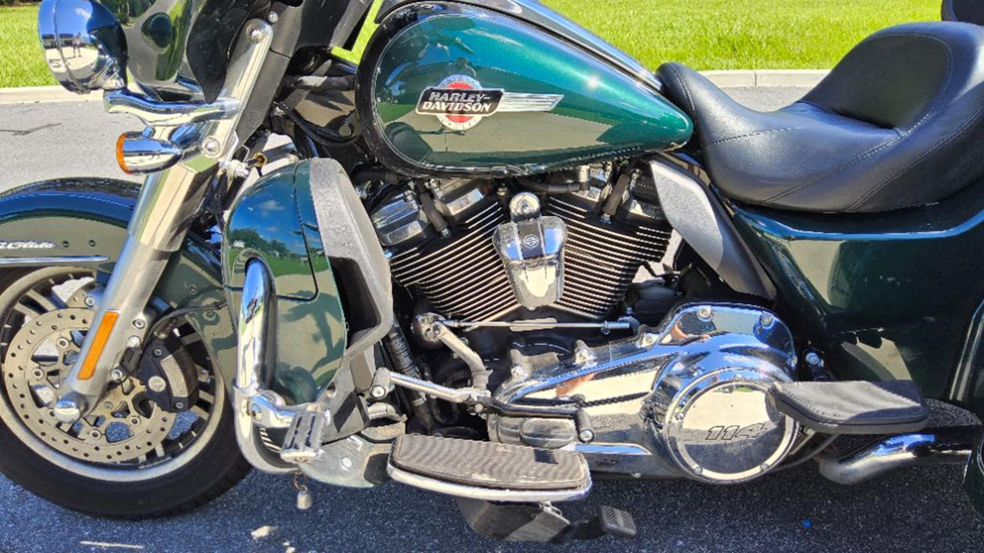 2024 Harley-Davidson Tri Glide® Ultra 8