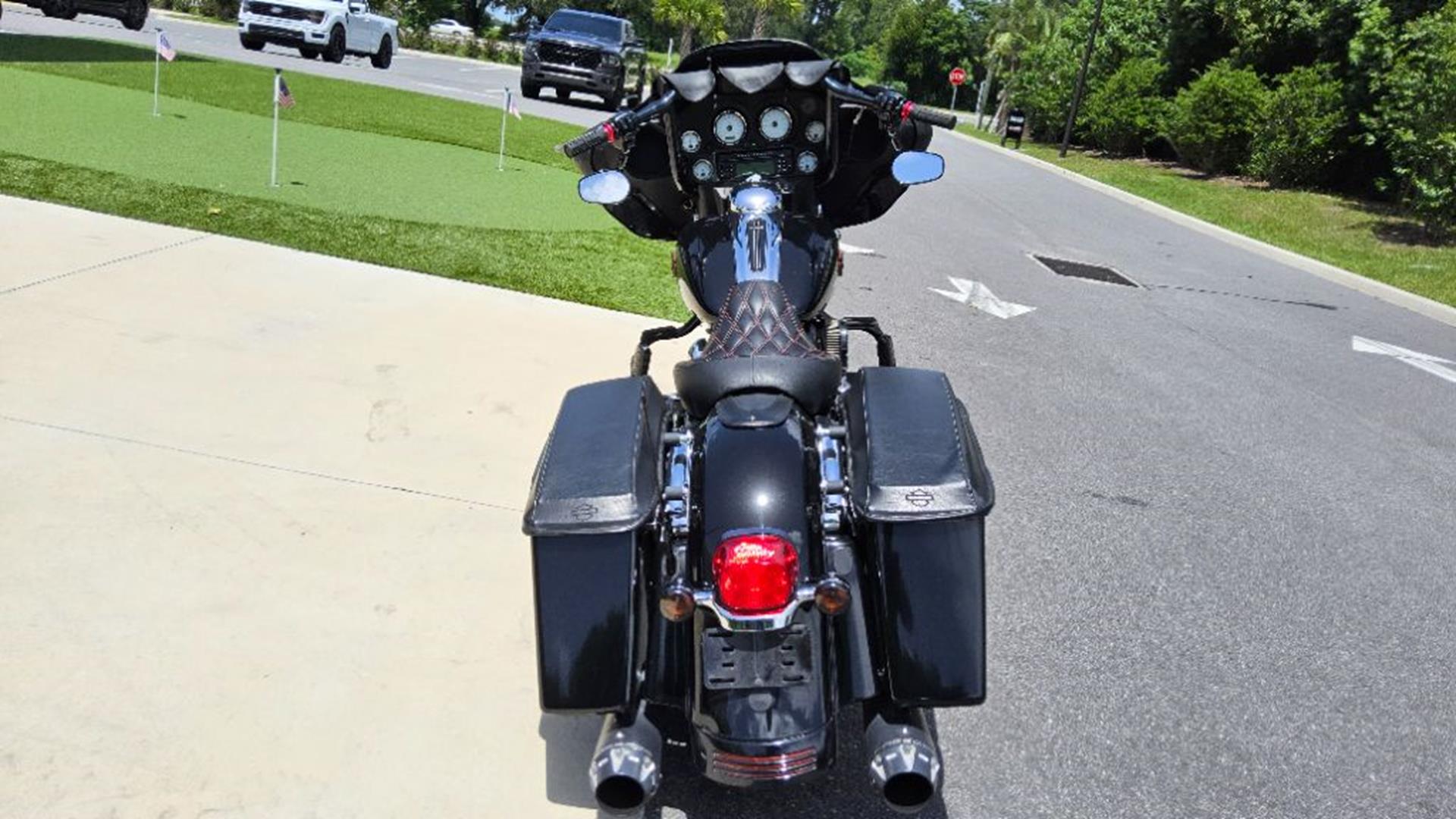 2009 Harley-Davidson Street Glide® 10