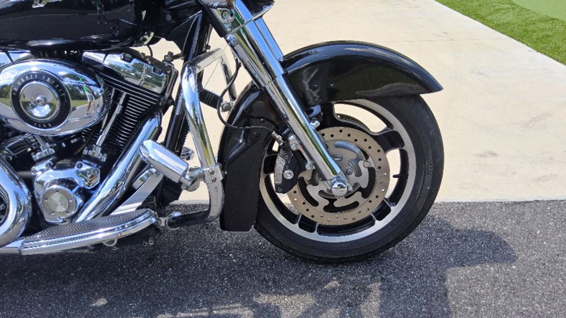 2009 Harley-Davidson Street Glide® 5