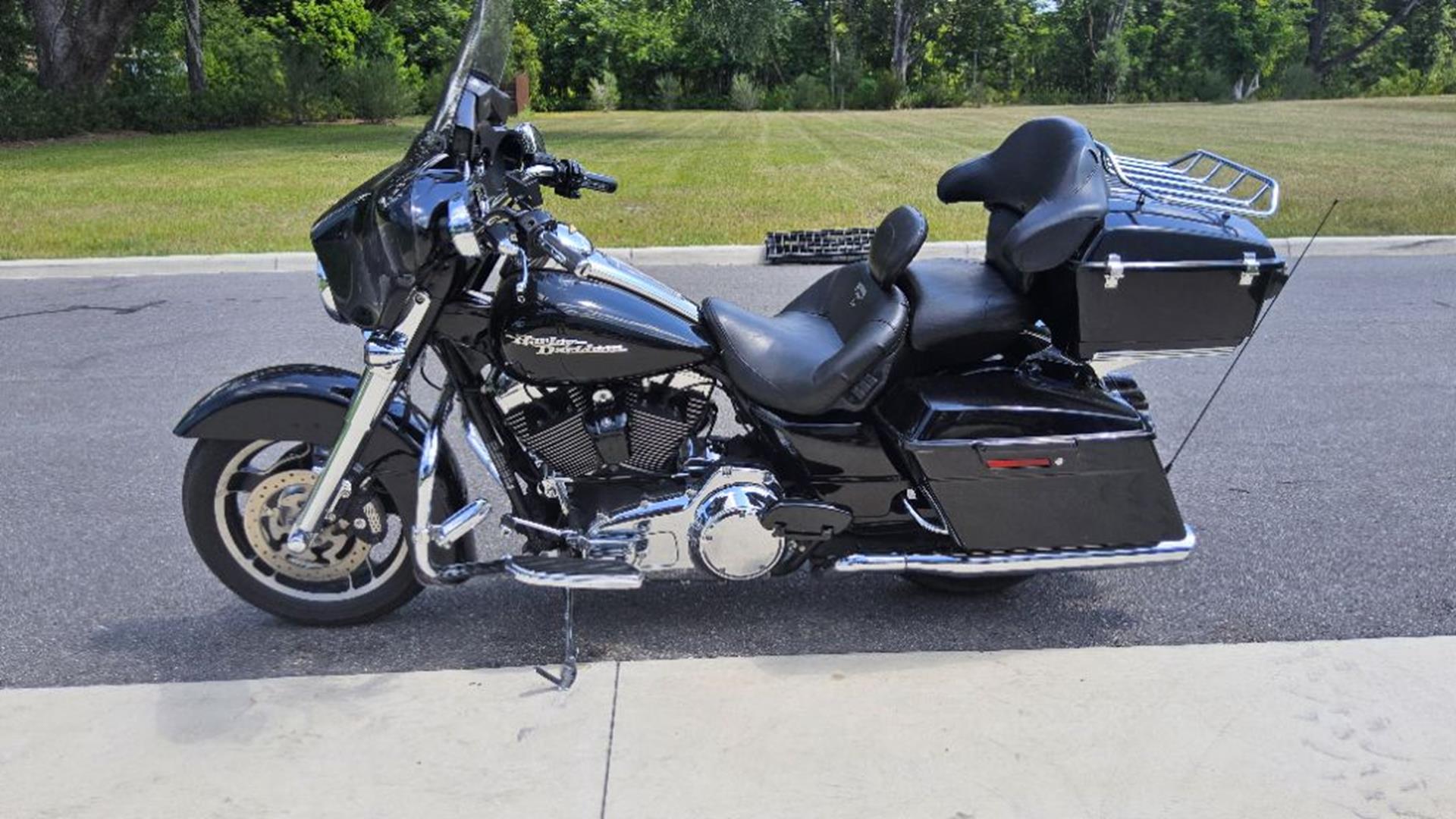 2009 Harley-Davidson Street Glide® 10