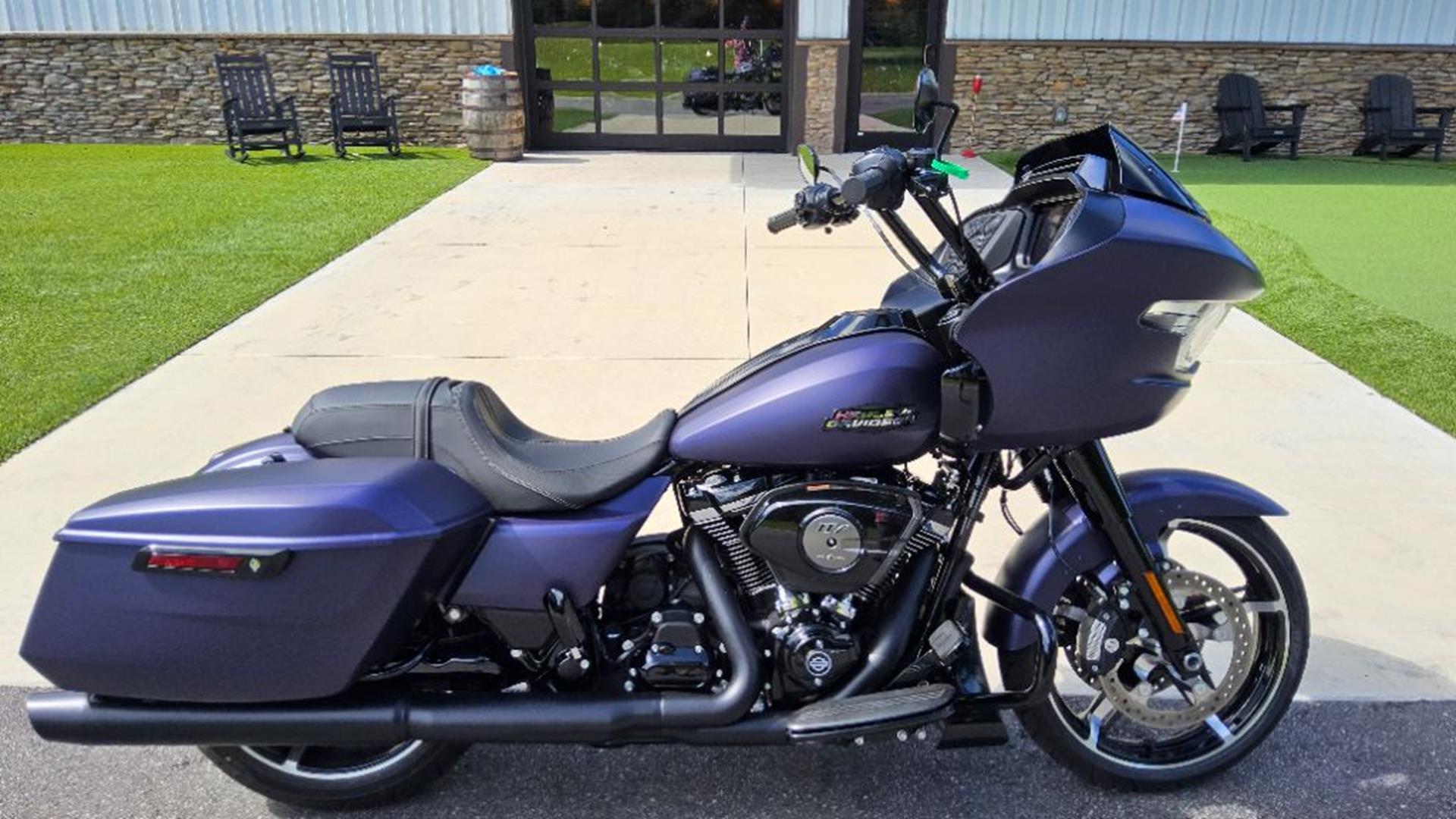 バイオレットレイ 2025 Harley-Davidson Road Glide®, Wildwood FL | Used Motorcycles