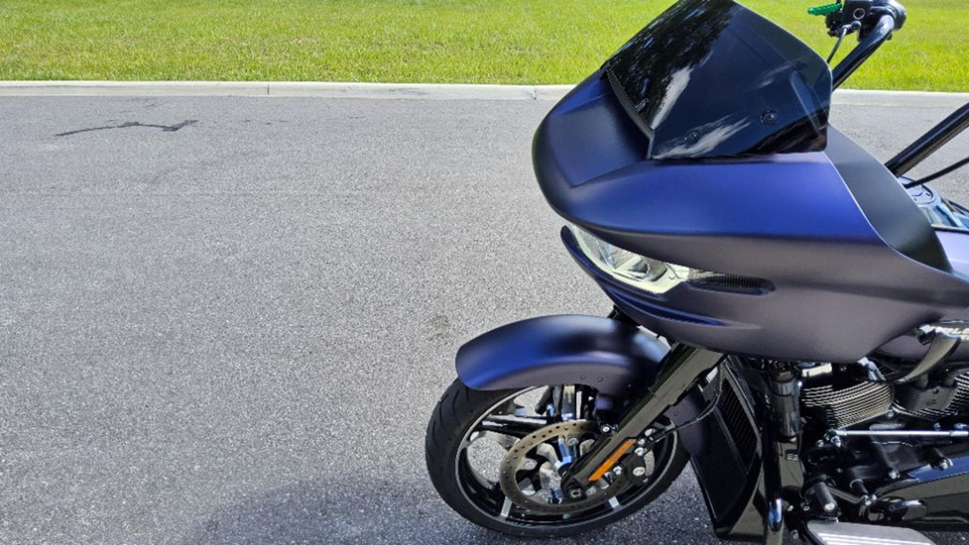 2025 Harley-Davidson Road Glide® 7