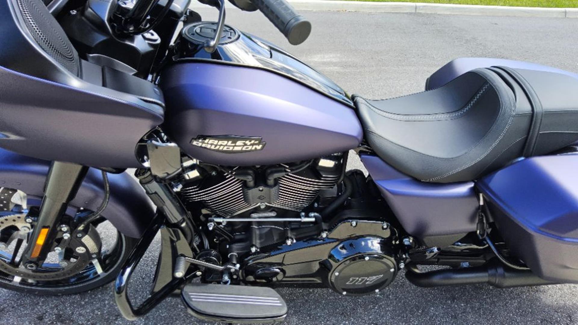2025 Harley-Davidson Road Glide® 8
