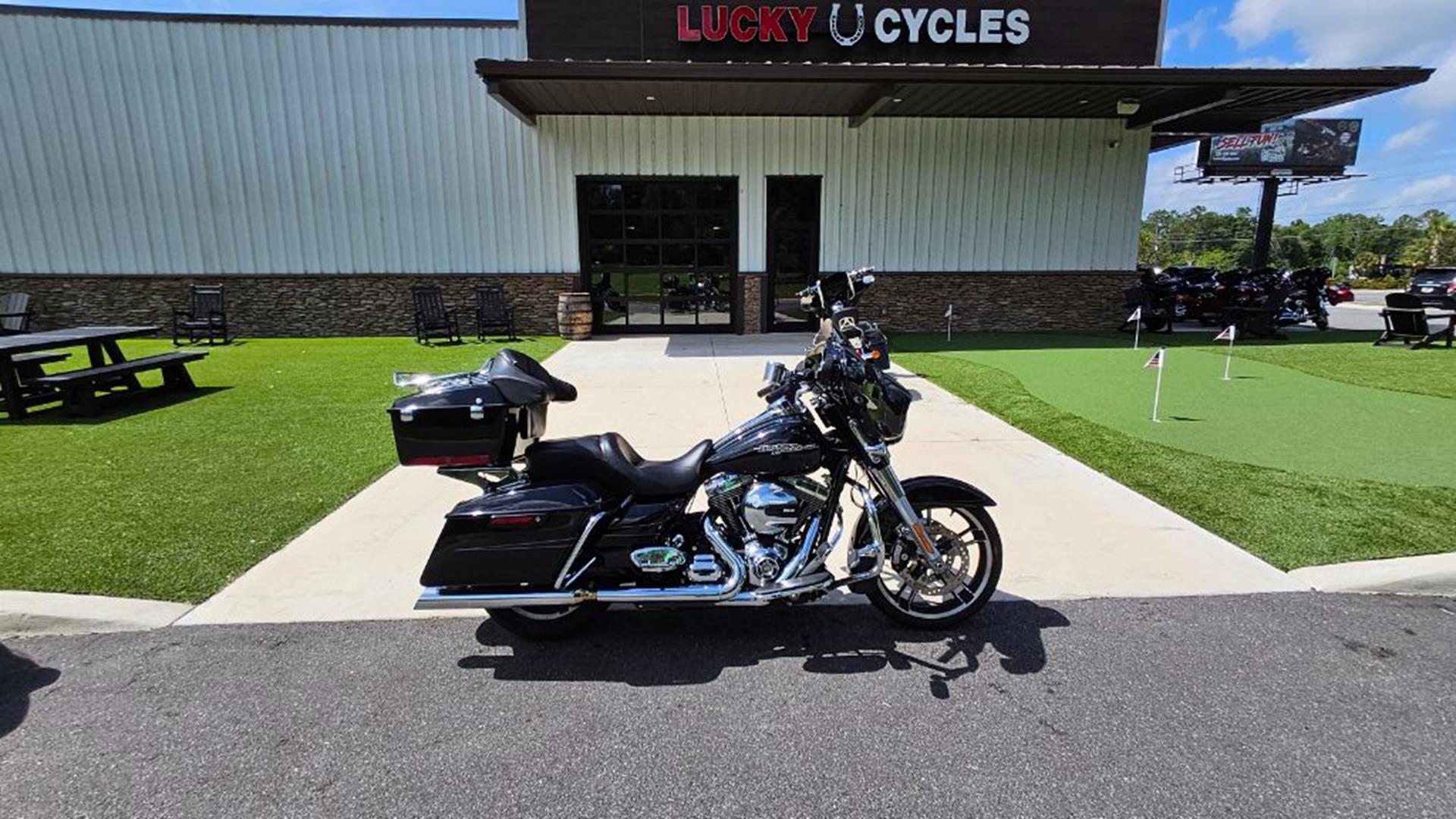 2016 Harley-Davidson Street Glide® Special 2