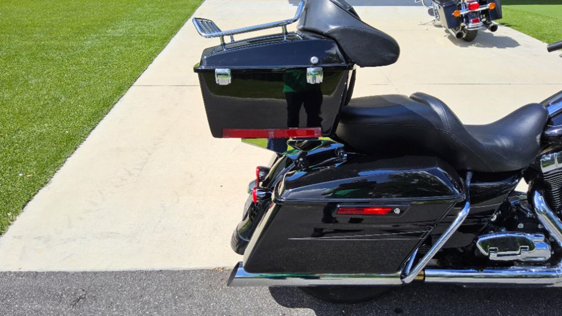 2016 Harley-Davidson Street Glide® Special 3