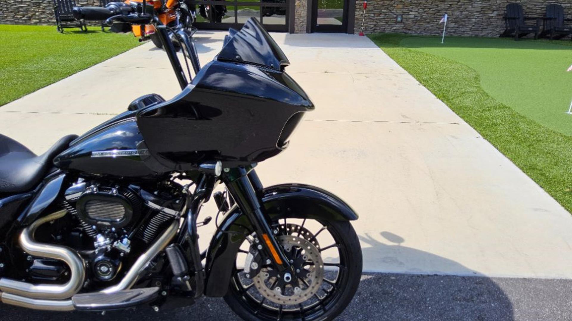 2019 Harley-Davidson Road Glide® Special 5