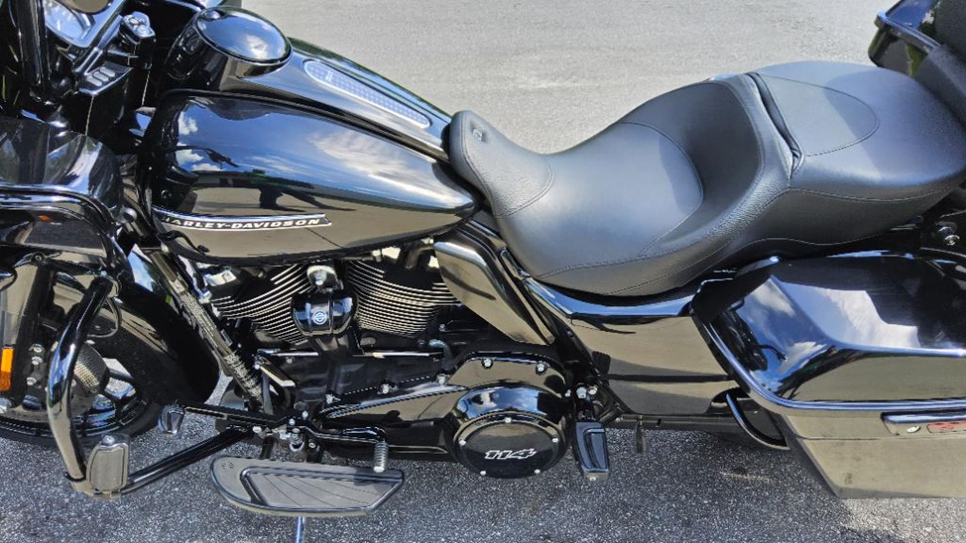 2019 Harley-Davidson Road Glide® Special 8