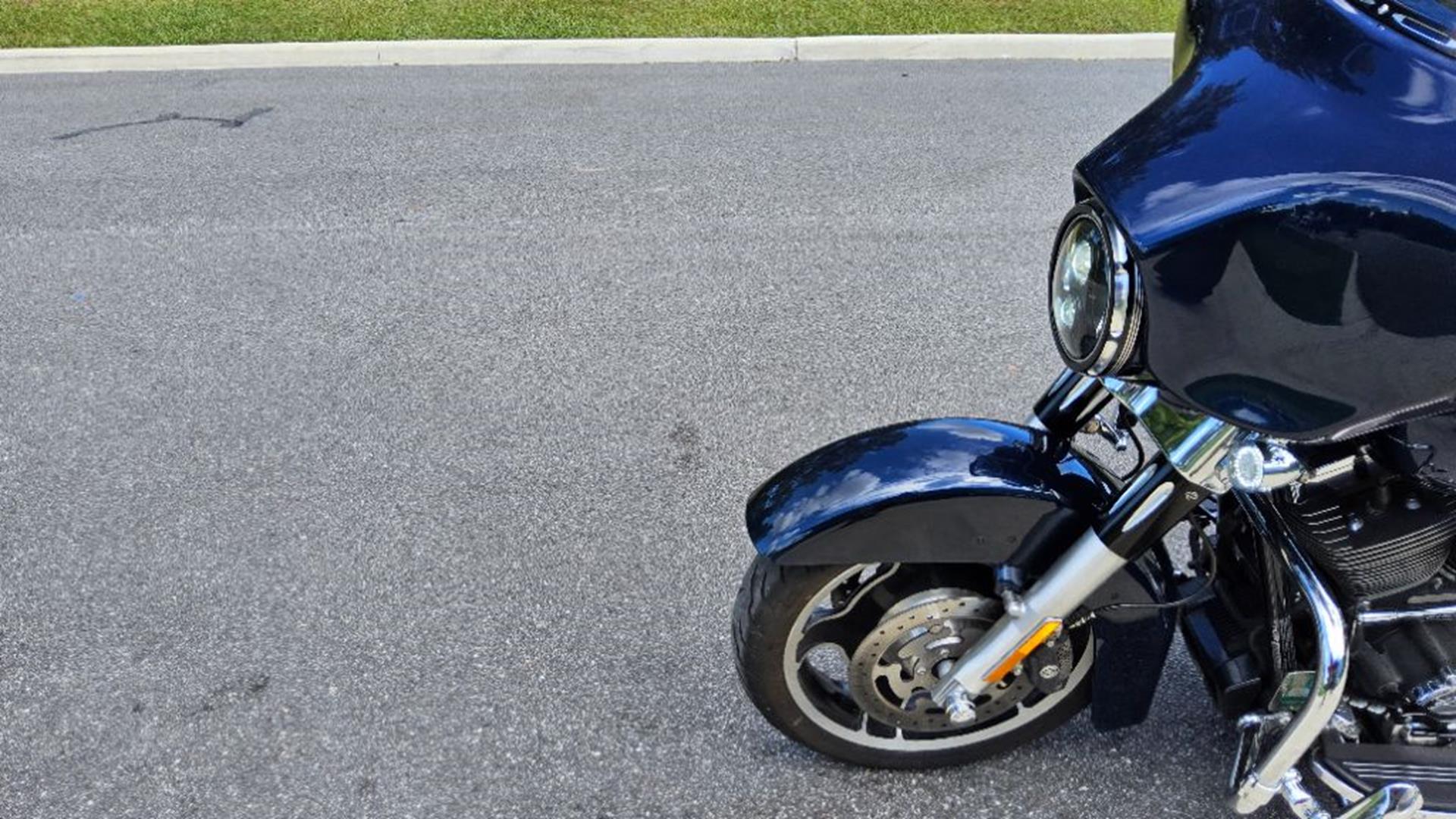 2012 Harley-Davidson Street Glide® 7