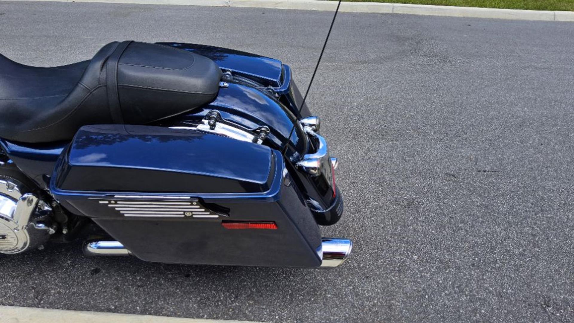 2012 Harley-Davidson Street Glide® 9