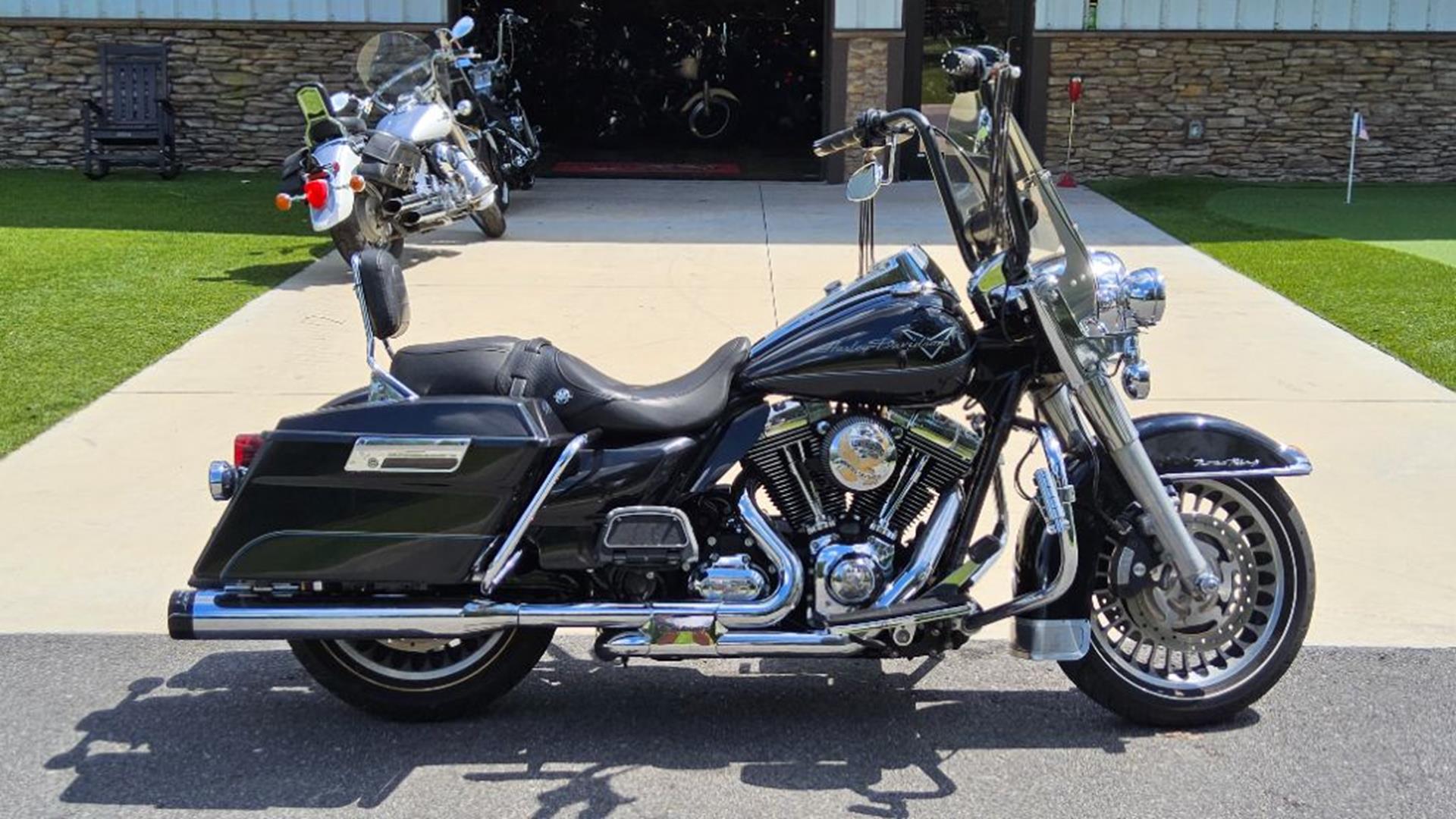 2012 Harley-Davidson Road King® 1