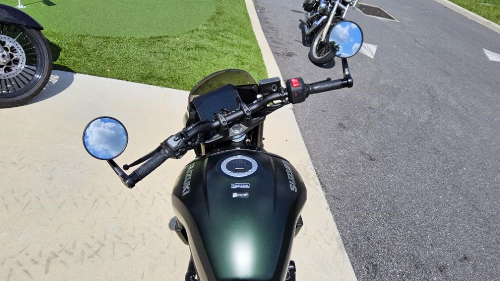 2026 Suzuki GSX-8TT 11
